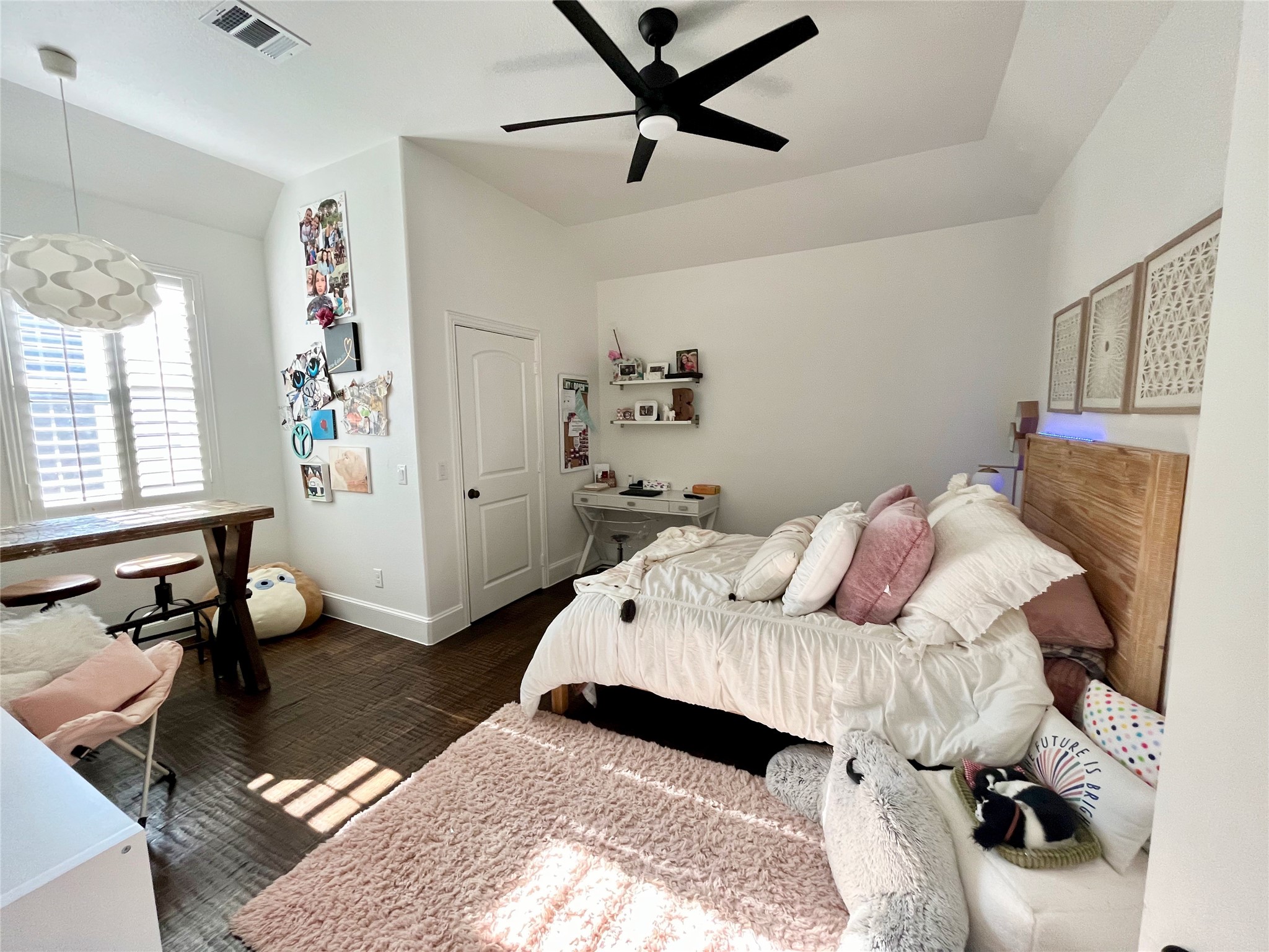 4529 Venetian Way