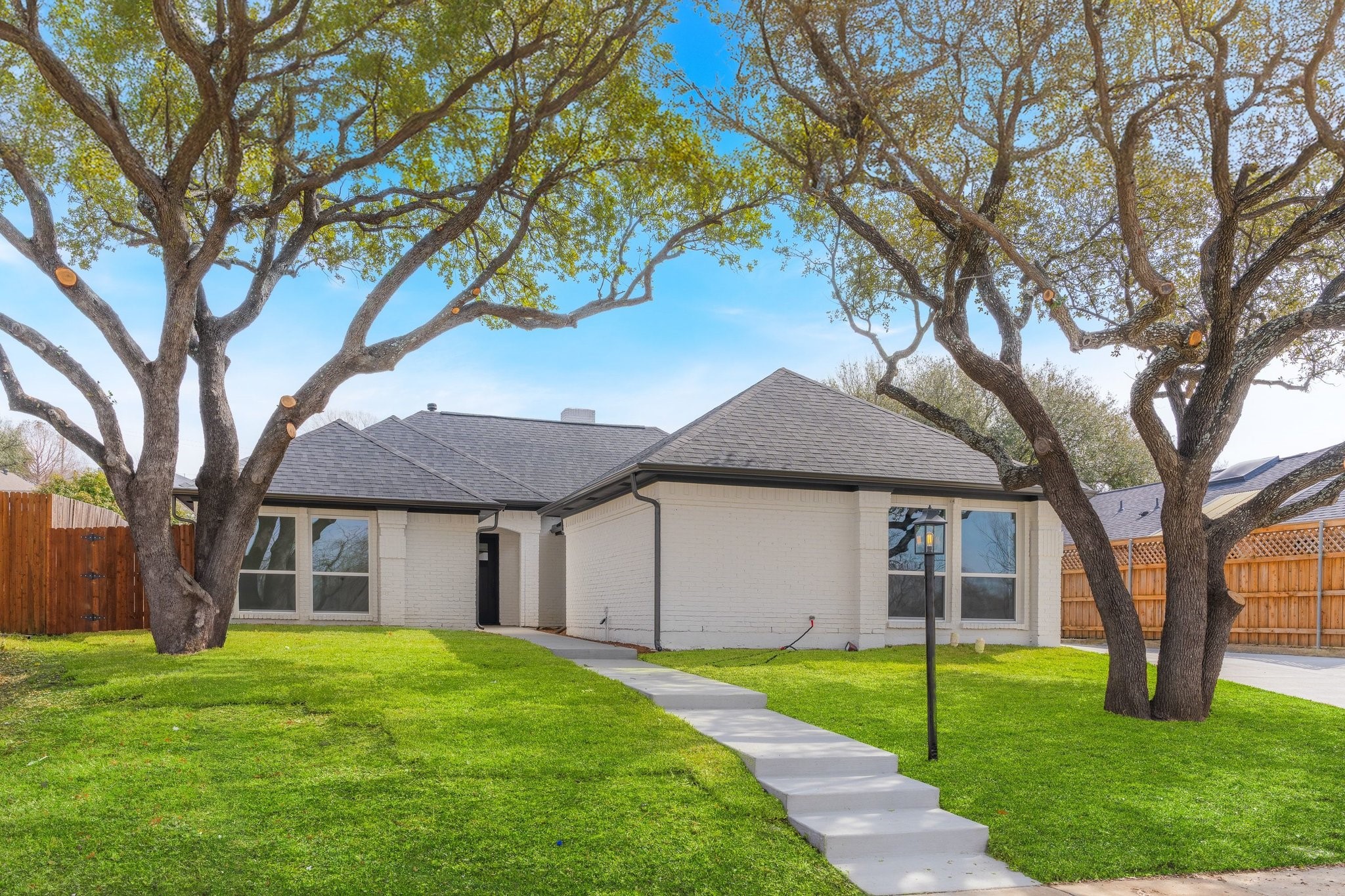 2812 Crooked Creek Drive