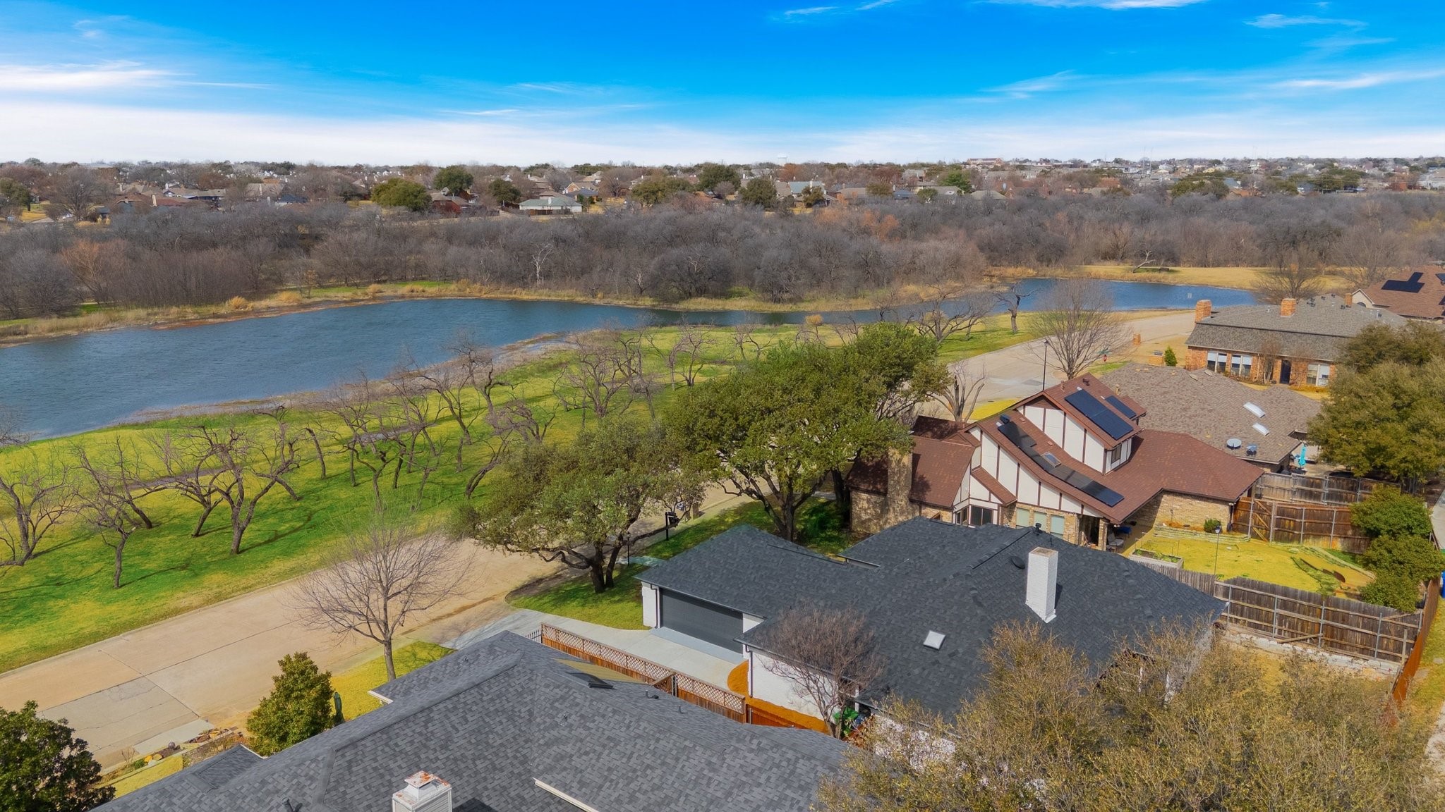 2812 Crooked Creek Drive