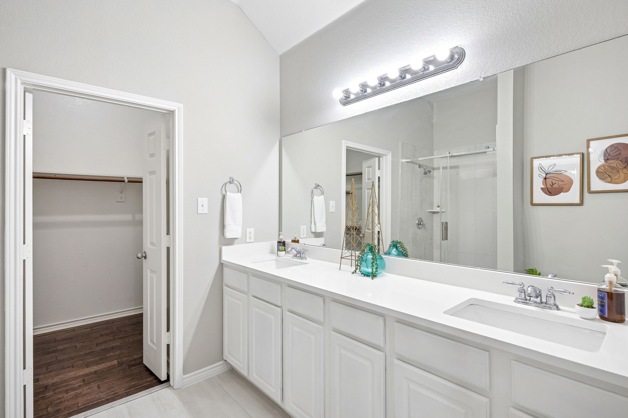 7495 Saint Stephens Square