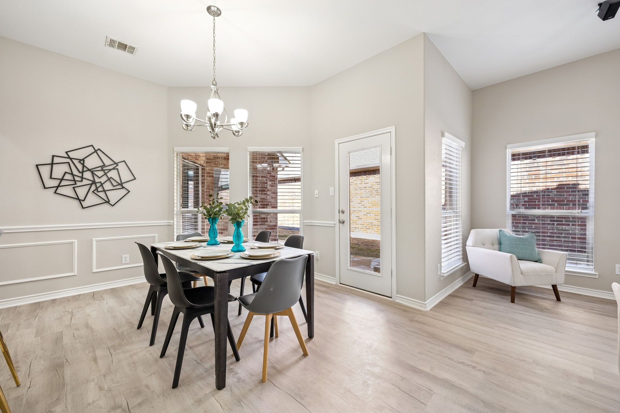 7495 Saint Stephens Square