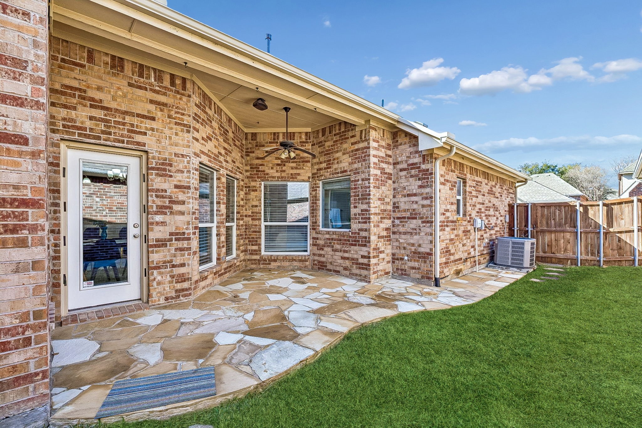 7495 Saint Stephens Square