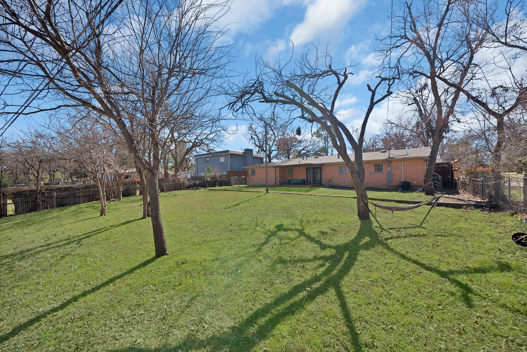 7013 Meadowbrook Drive
