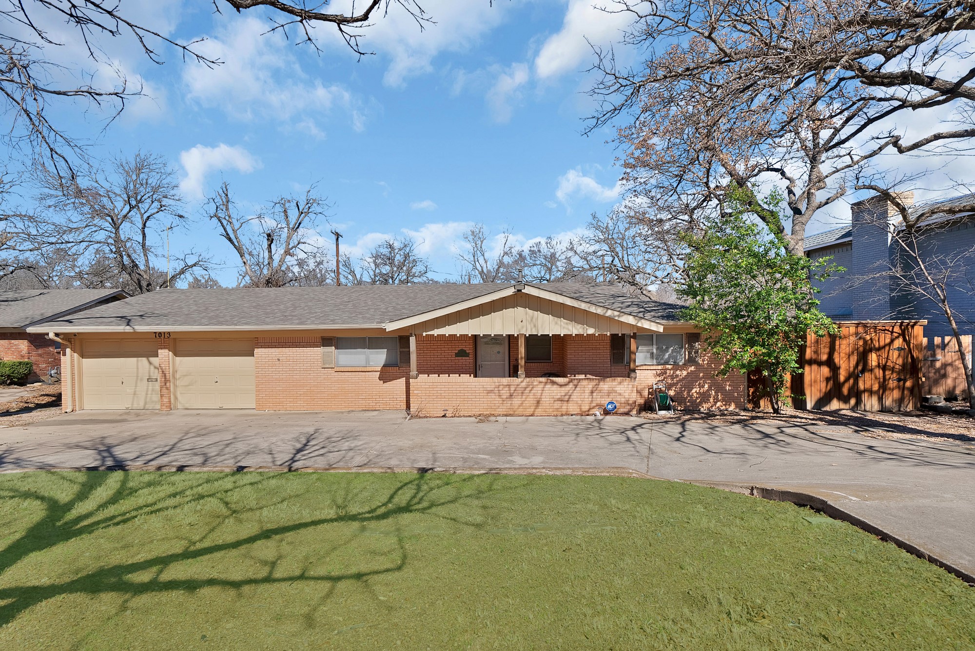 7013 Meadowbrook Drive
