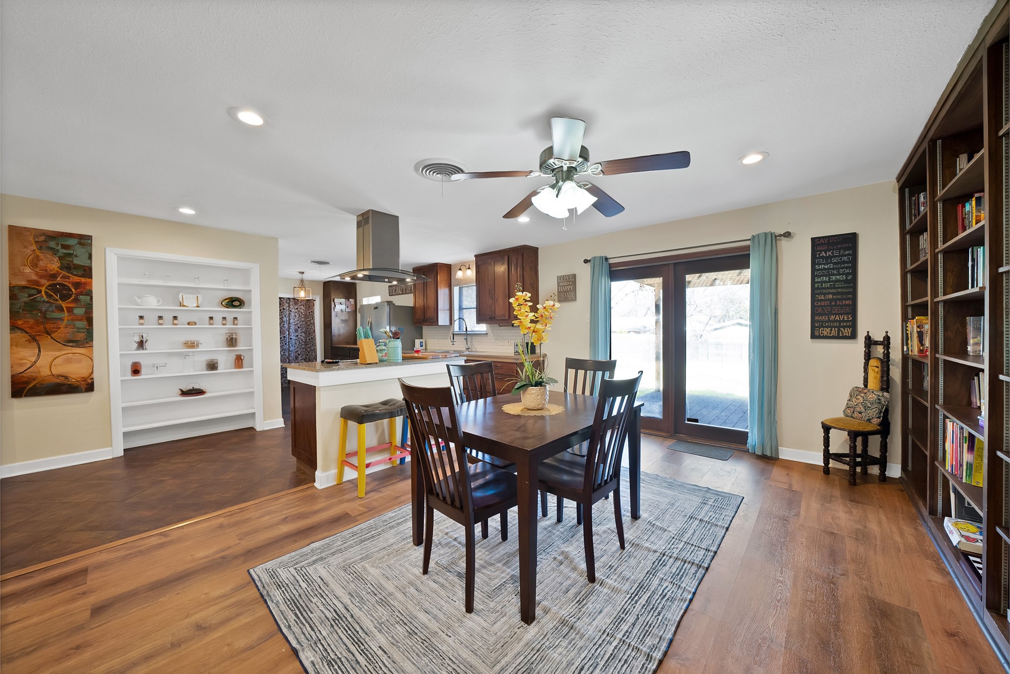 7013 Meadowbrook Drive