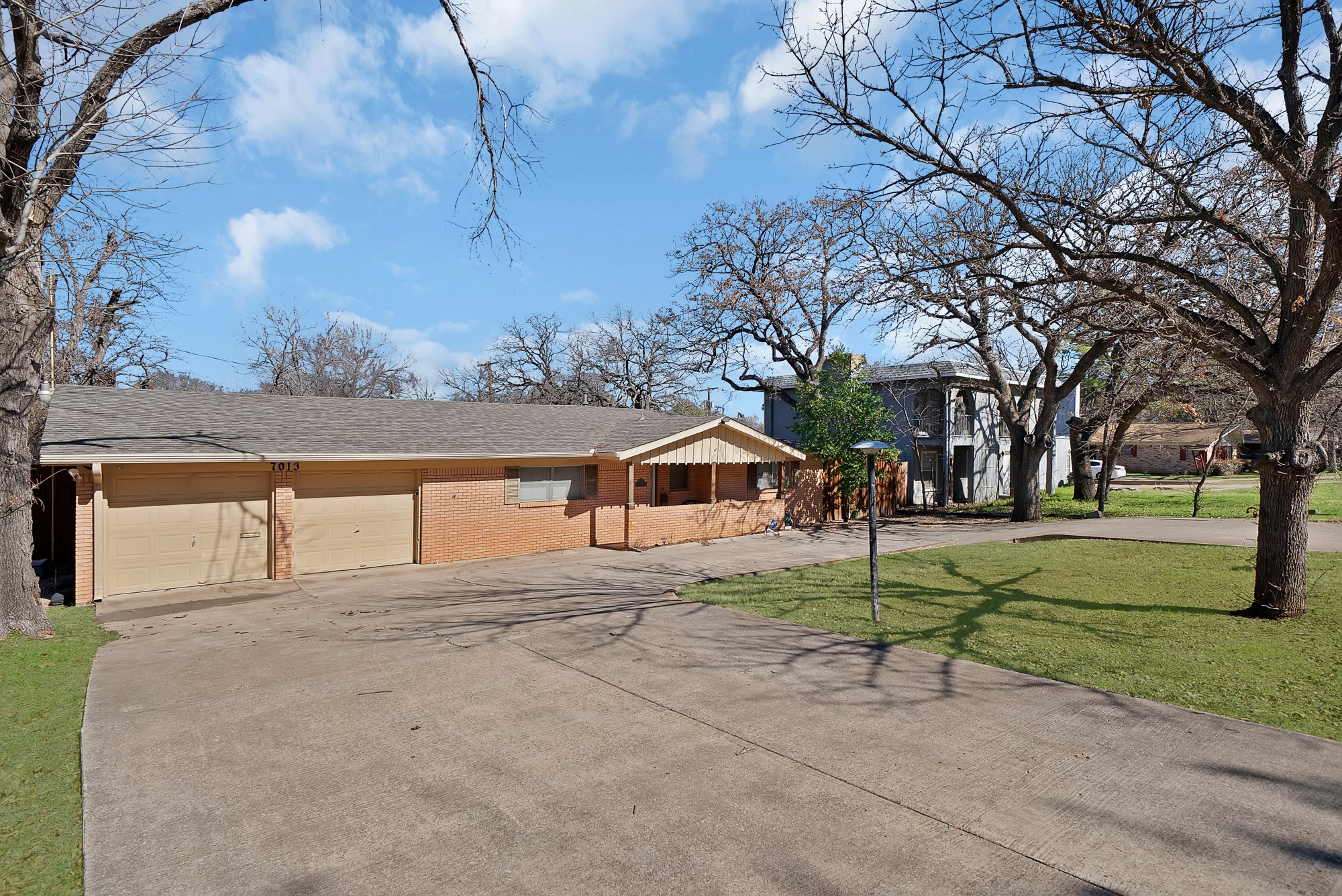 7013 Meadowbrook Drive