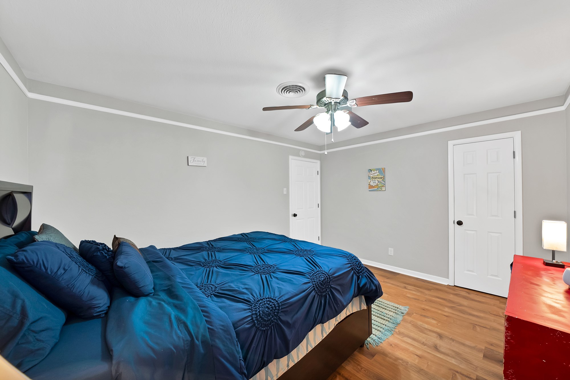 7013 Meadowbrook Drive