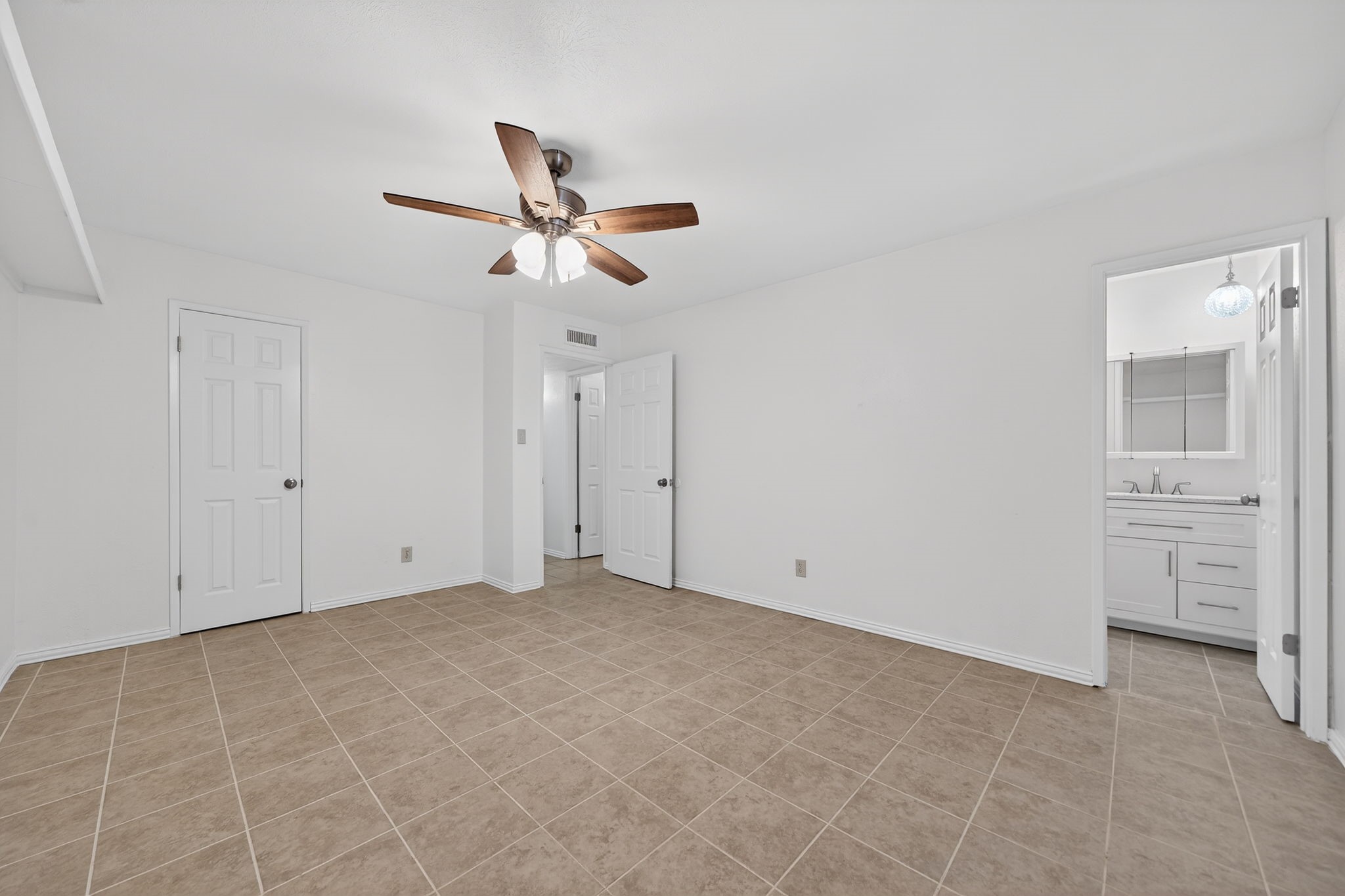 1918 Lamont Drive