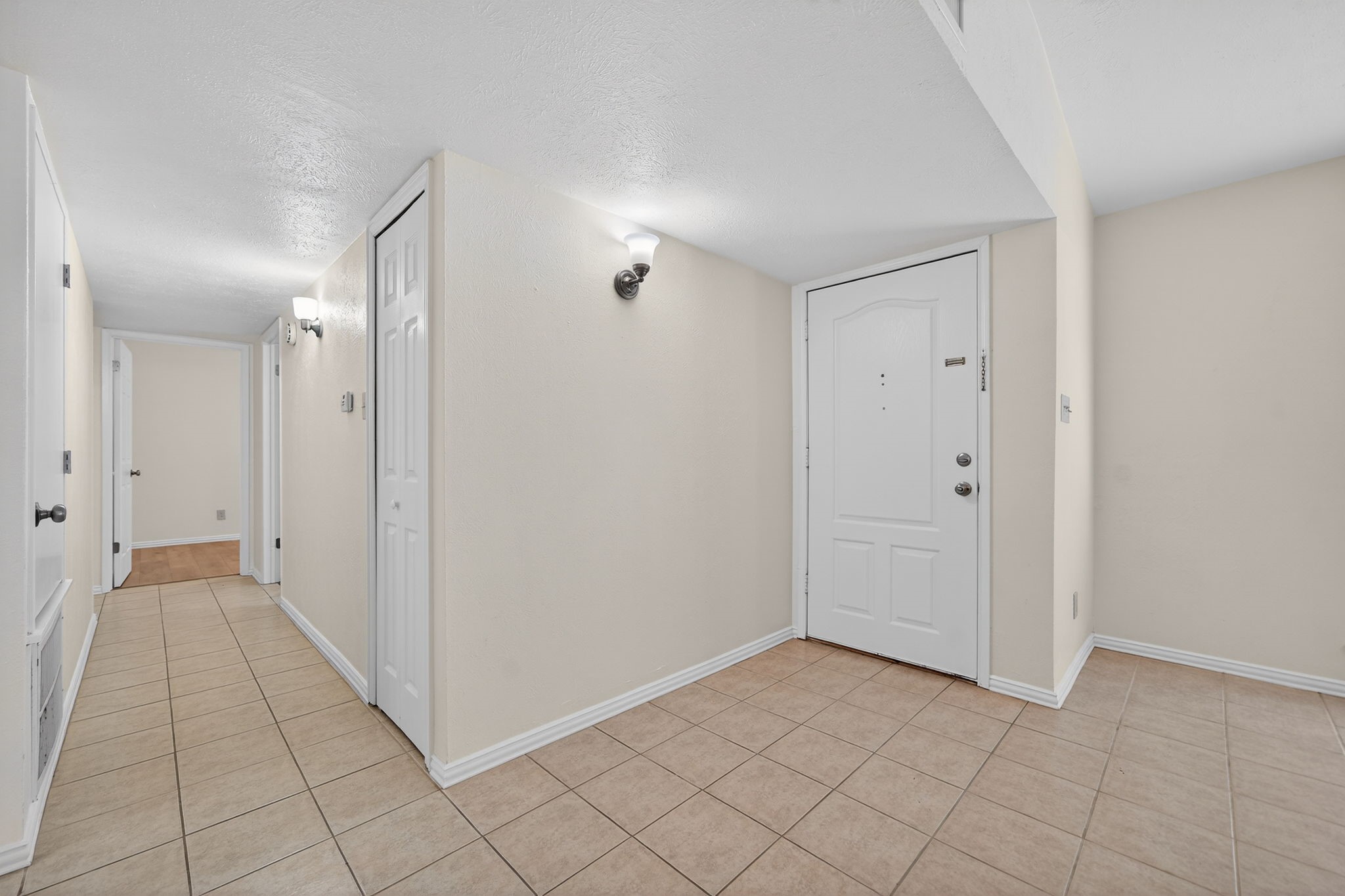 1918 Lamont Drive