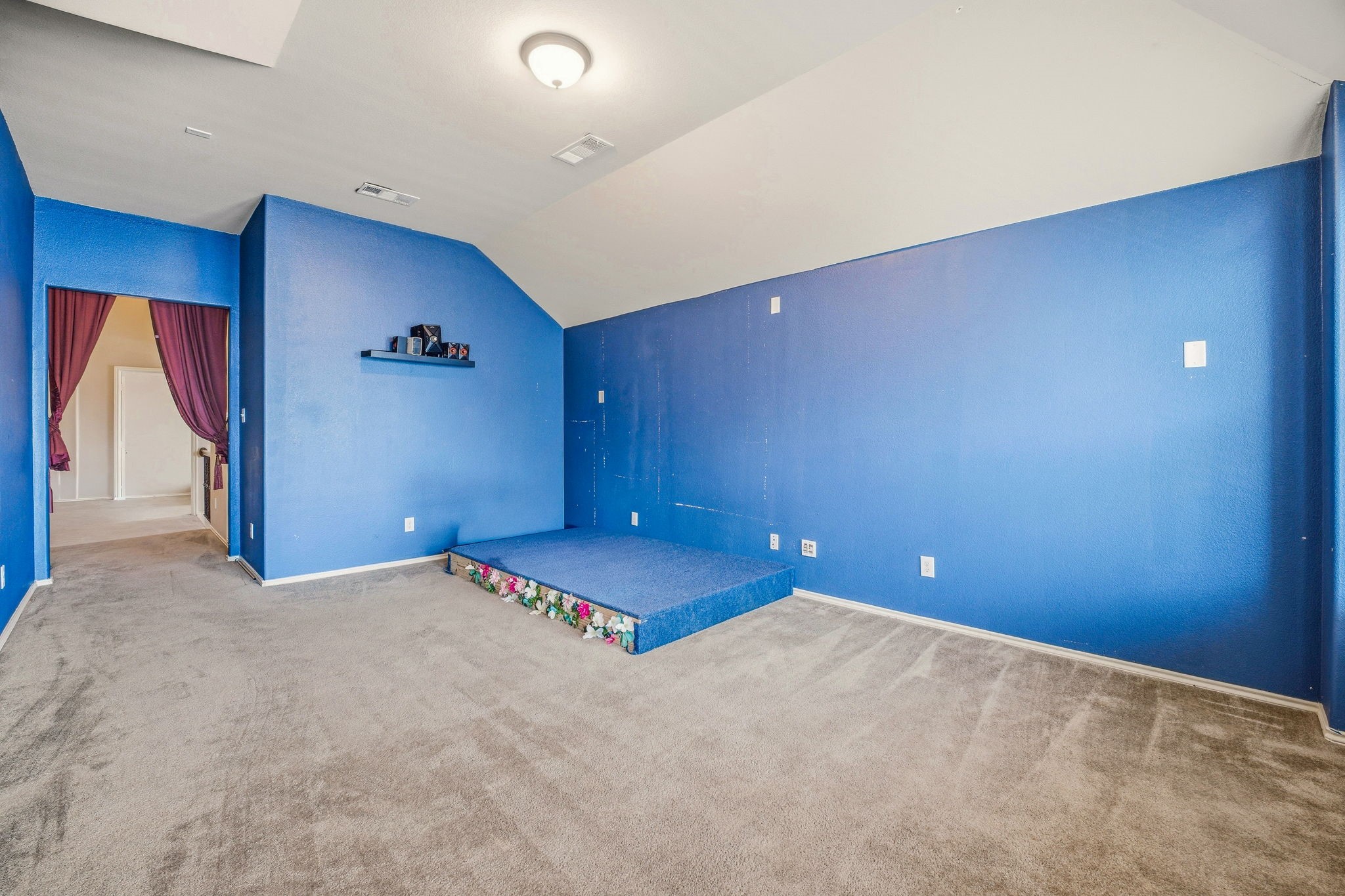 409 Crown Oaks Drive