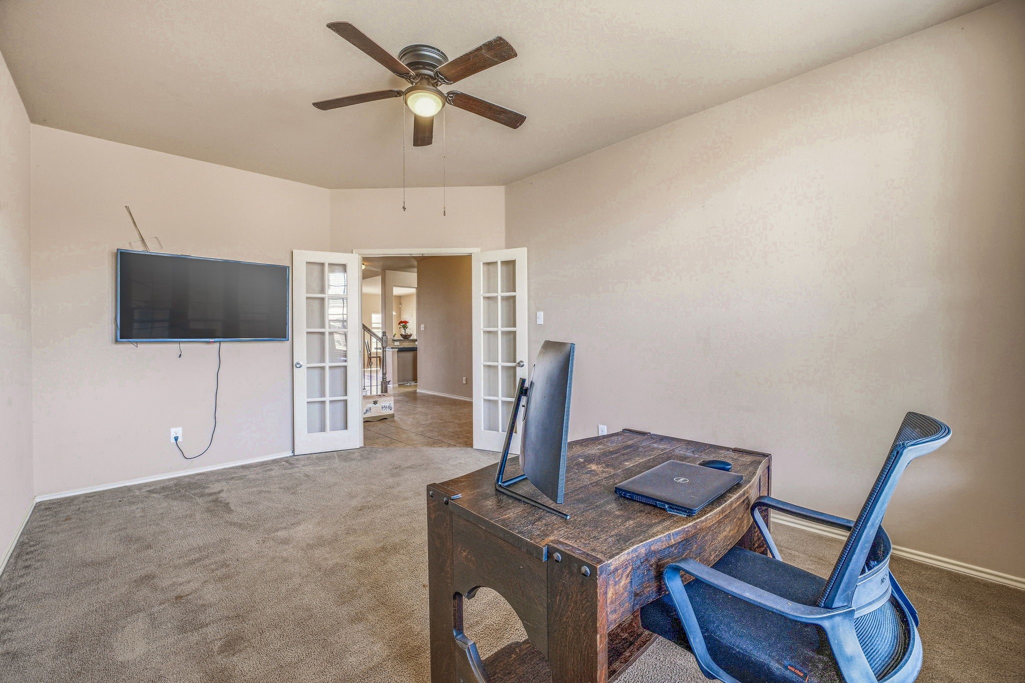 409 Crown Oaks Drive