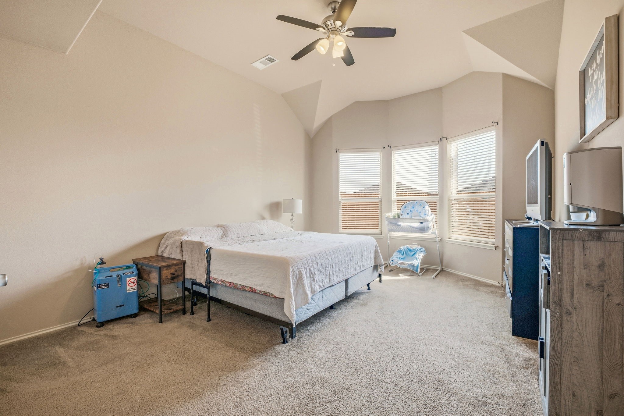 409 Crown Oaks Drive