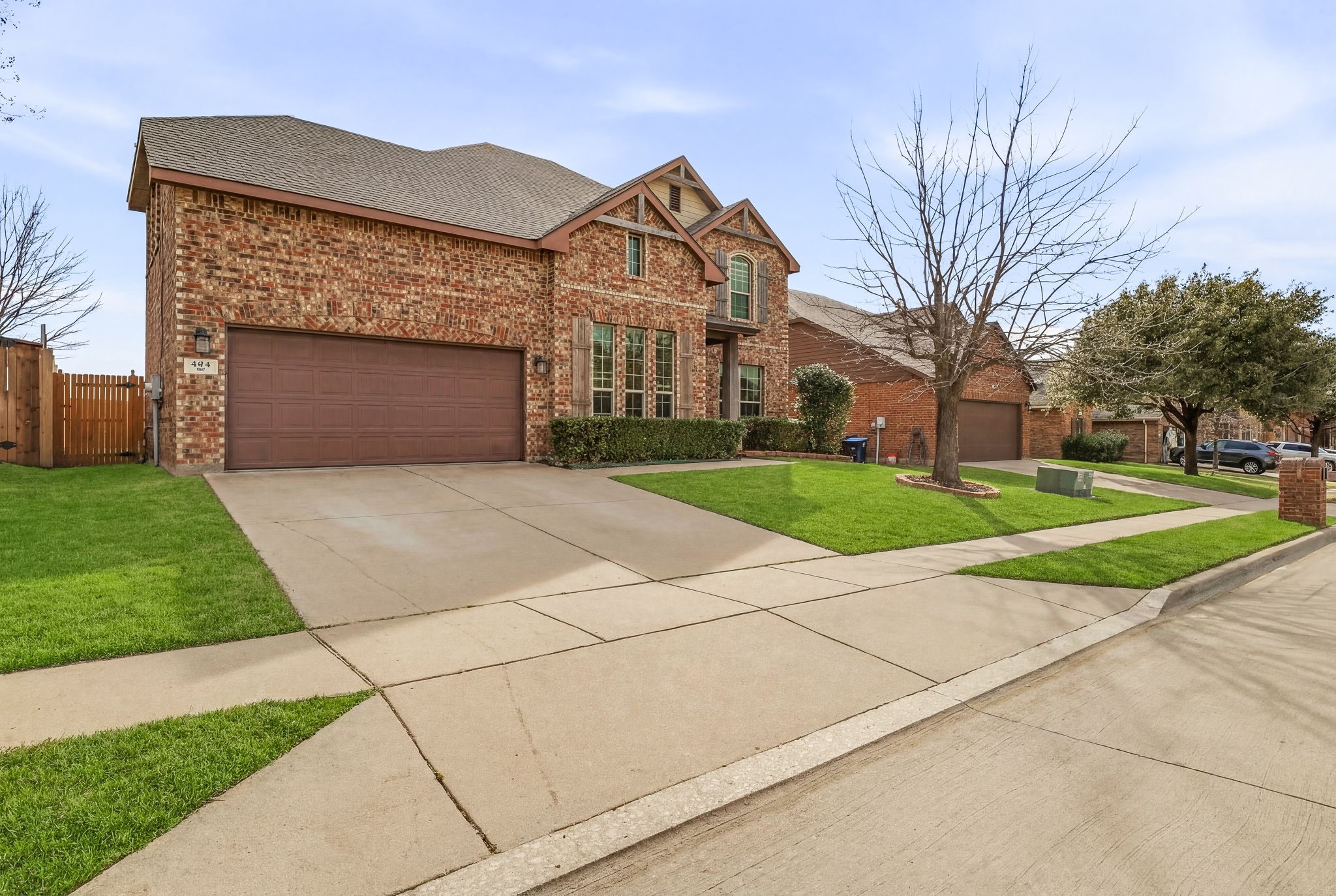 409 Crown Oaks Drive