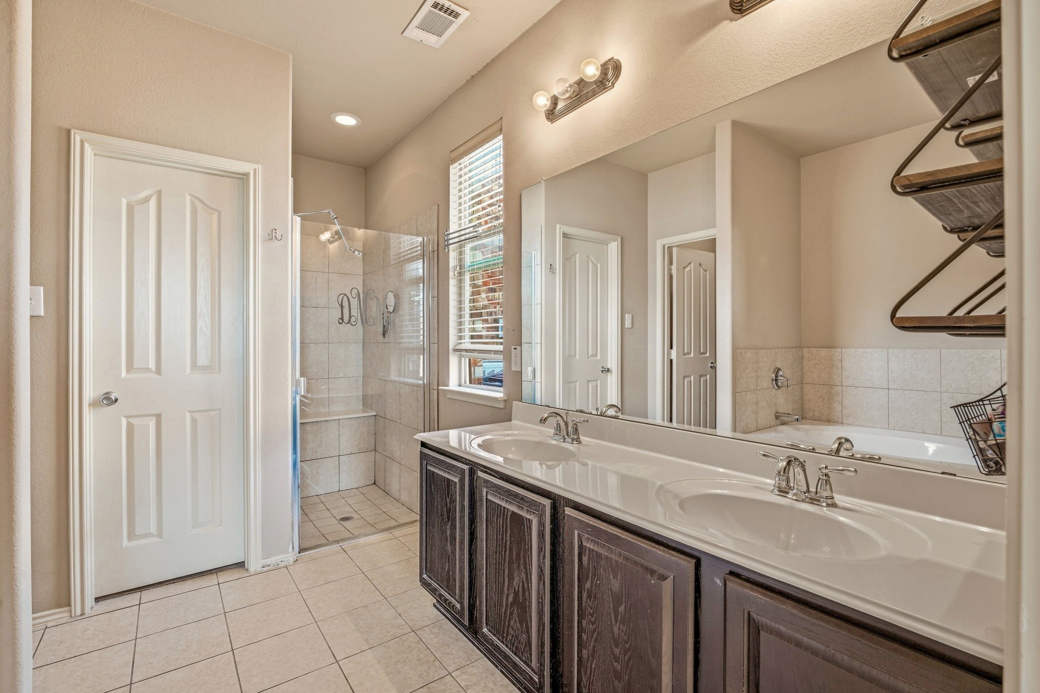 409 Crown Oaks Drive