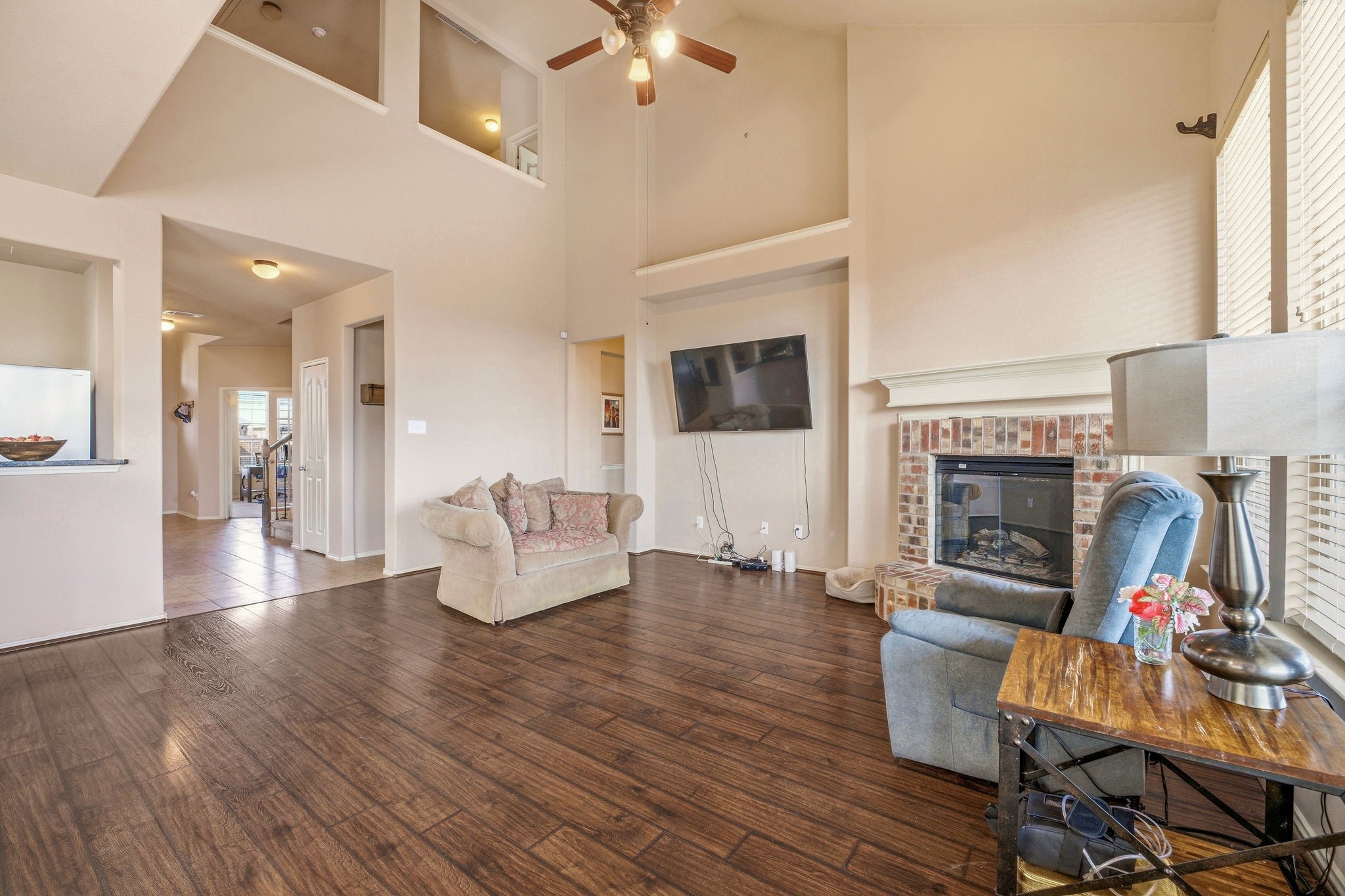 409 Crown Oaks Drive