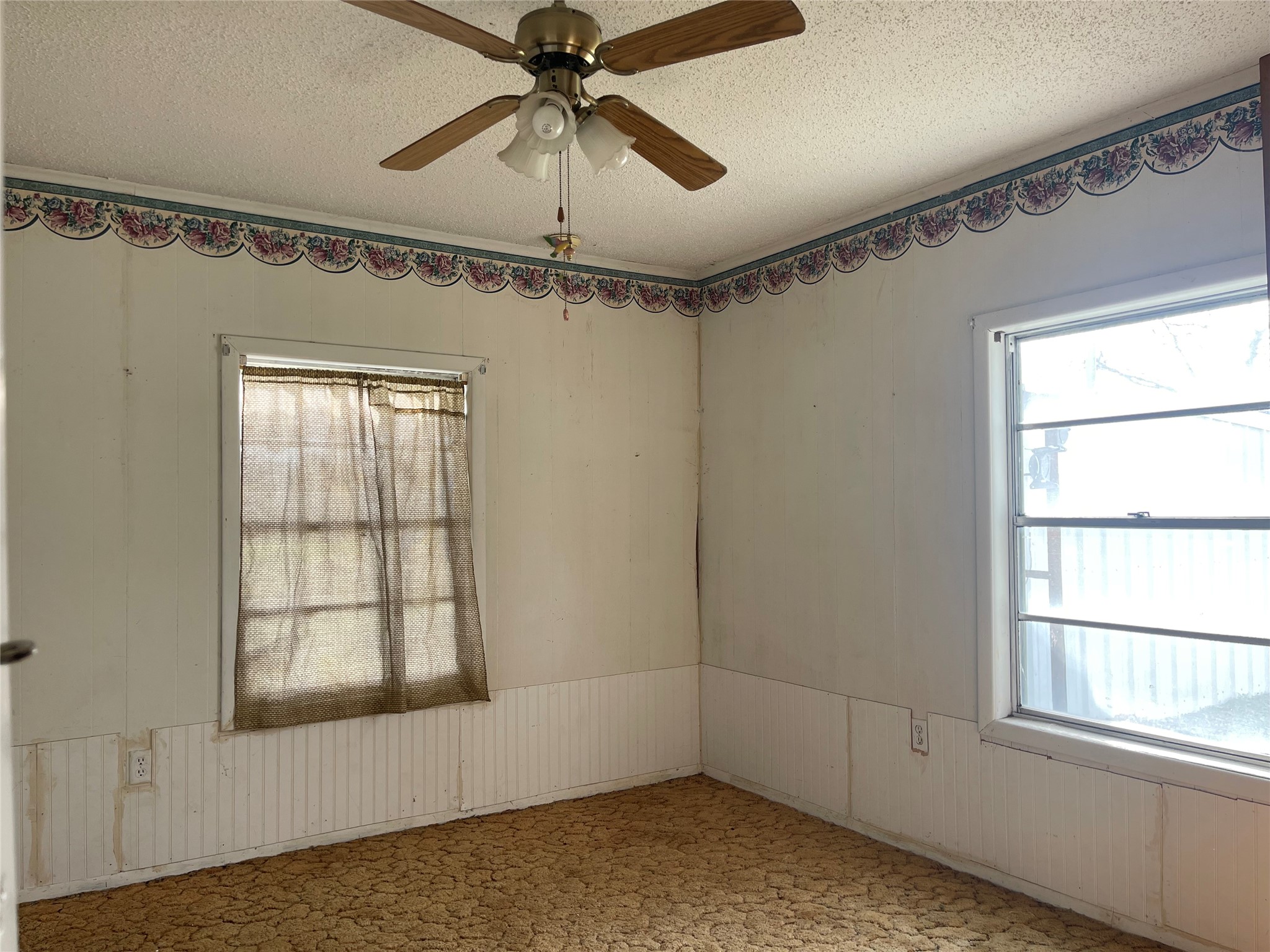 406 S Austin Street