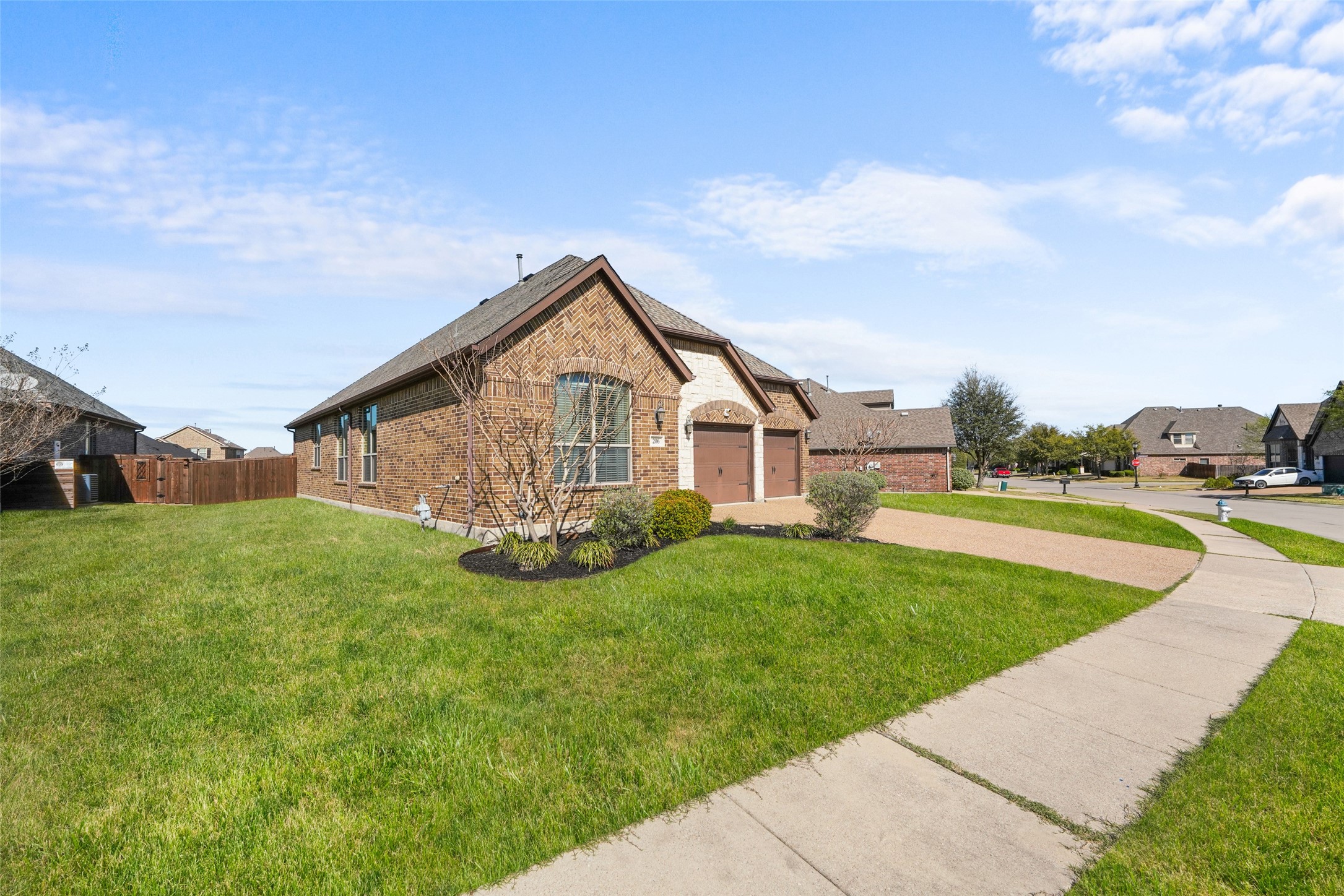 206 Charleston Lane
