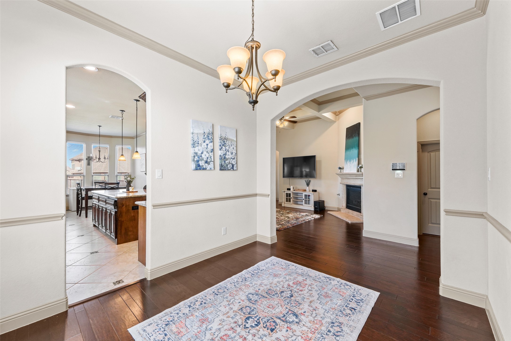 206 Charleston Lane