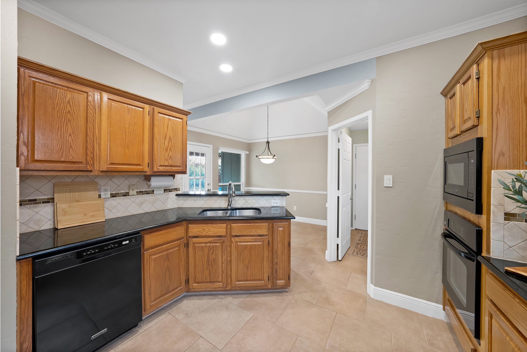 724 Pulitzer Lane