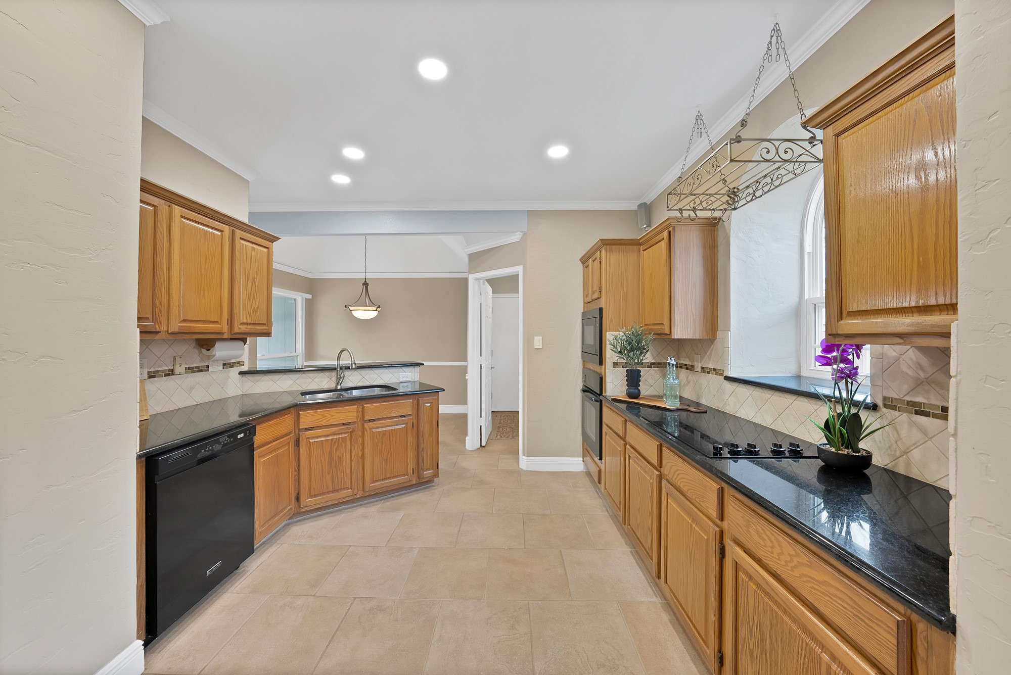 724 Pulitzer Lane