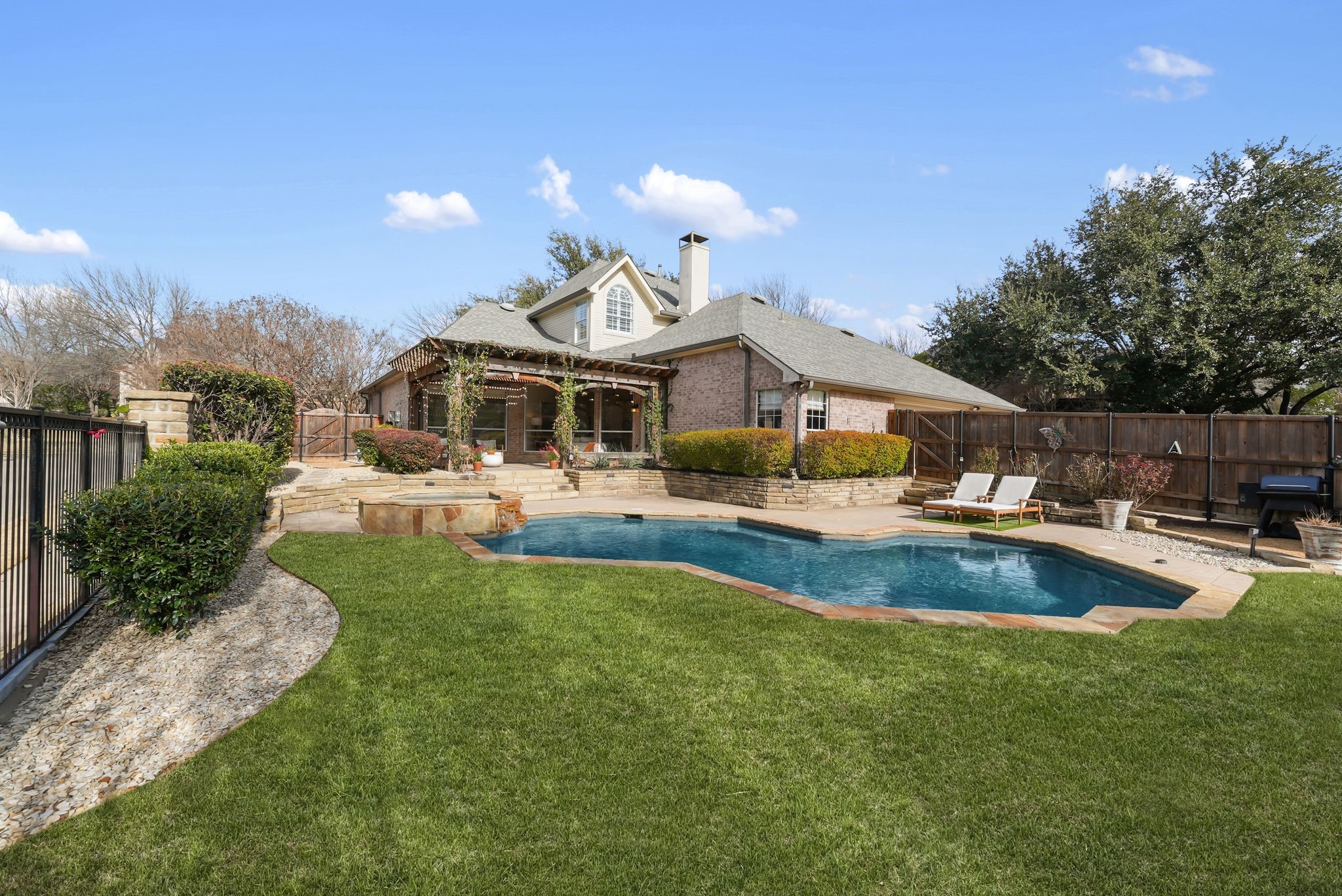 5501 Widgeon Way