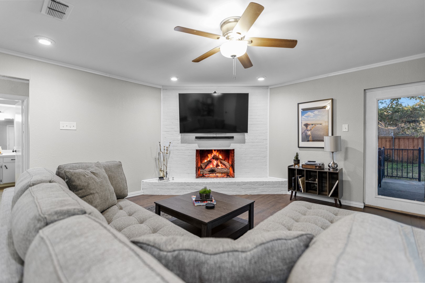 136 Poinsetta Circle