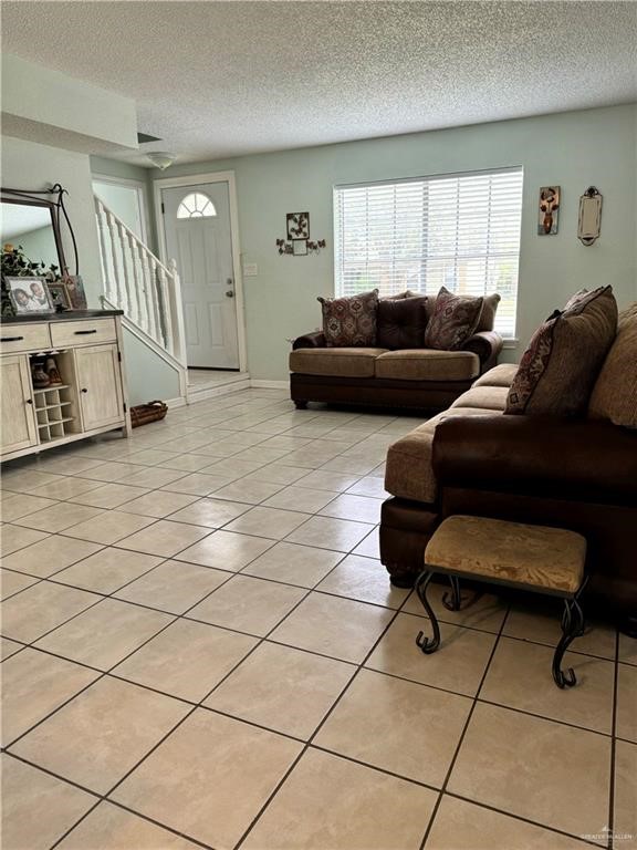 1725 Peach Tree Court