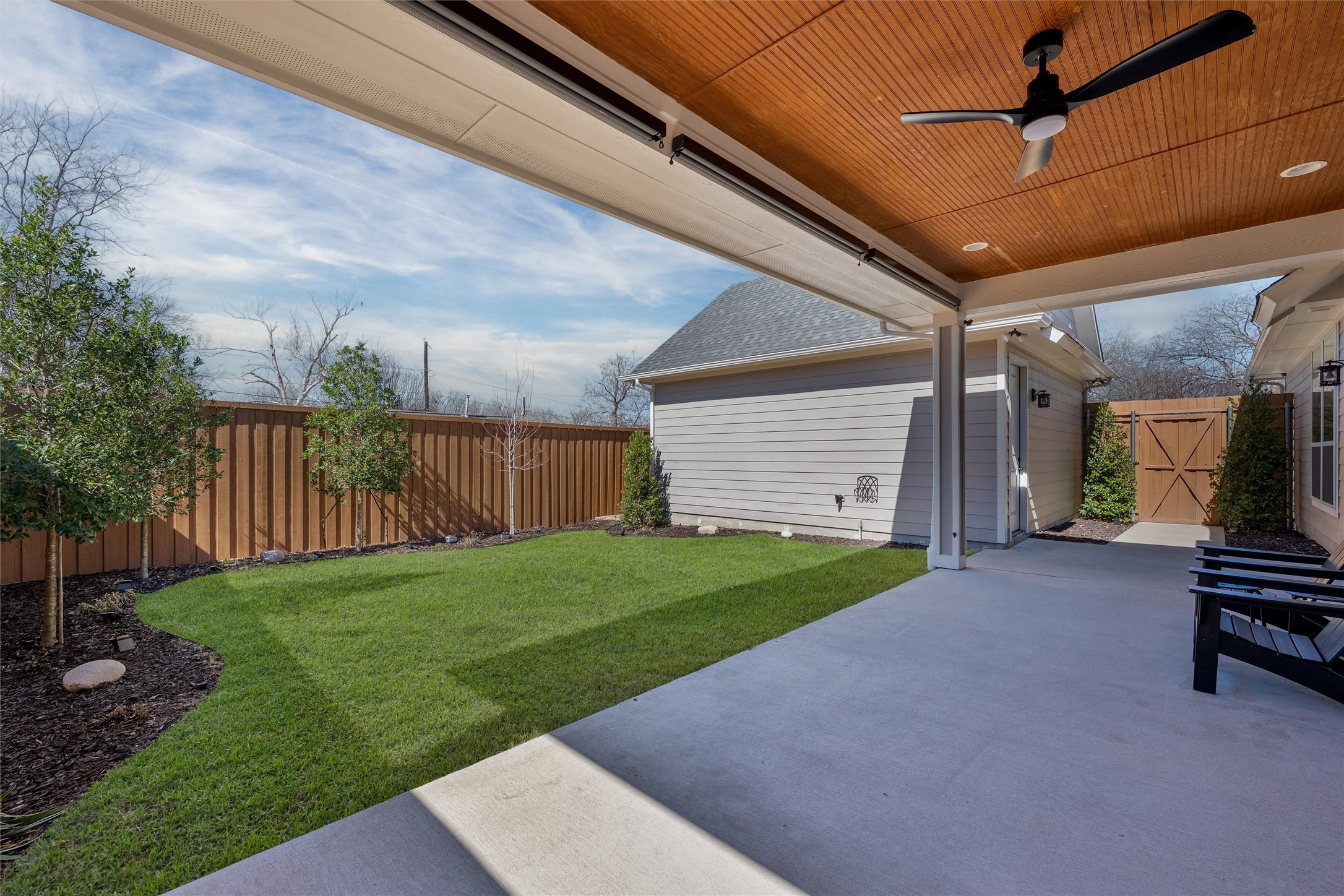 907 Florence Street