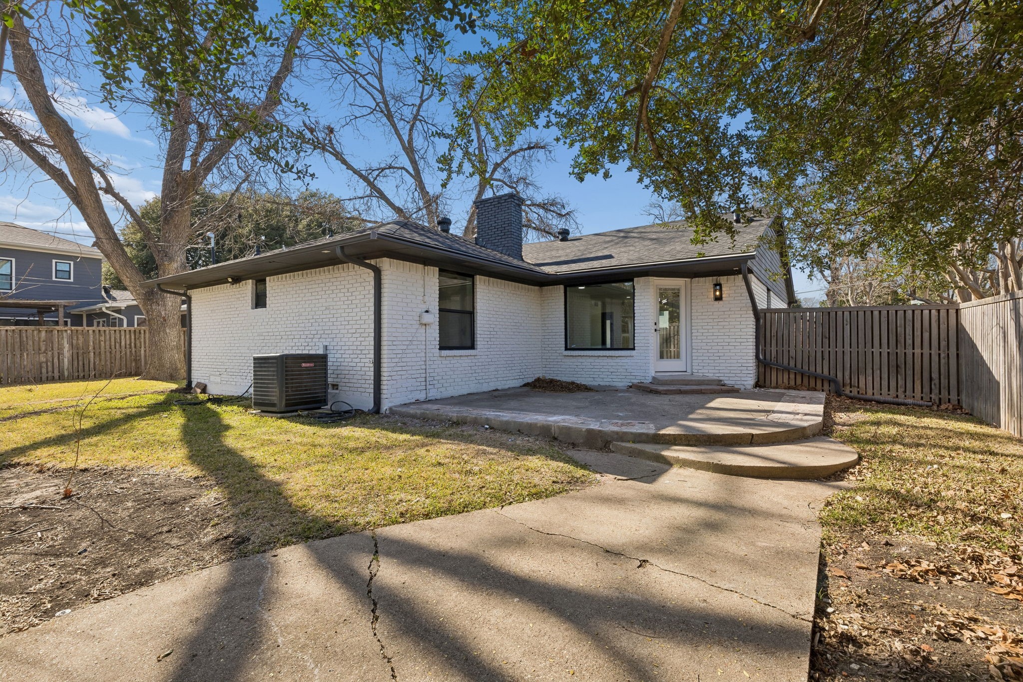 6858 Freemont Street