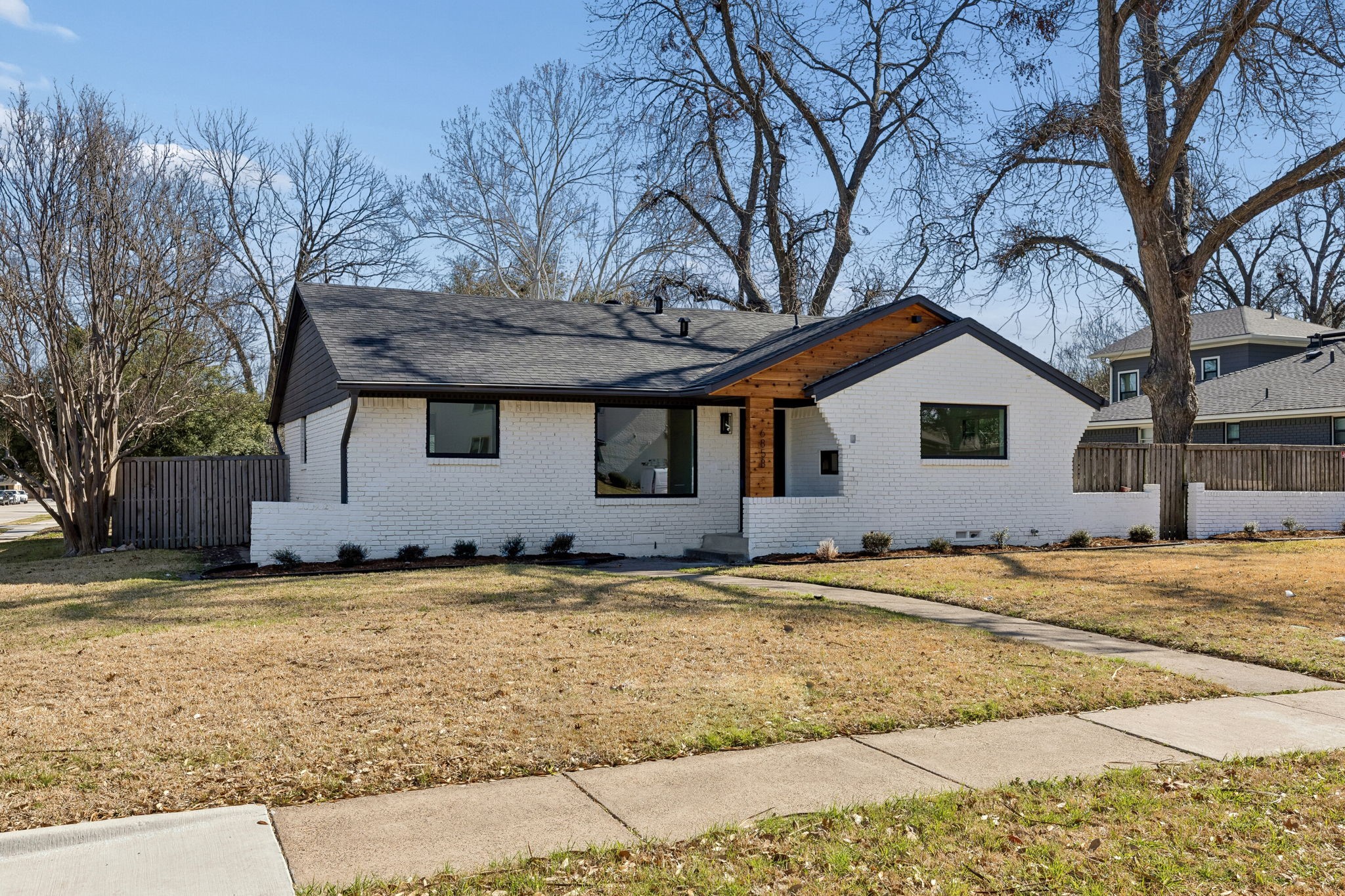 6858 Freemont Street