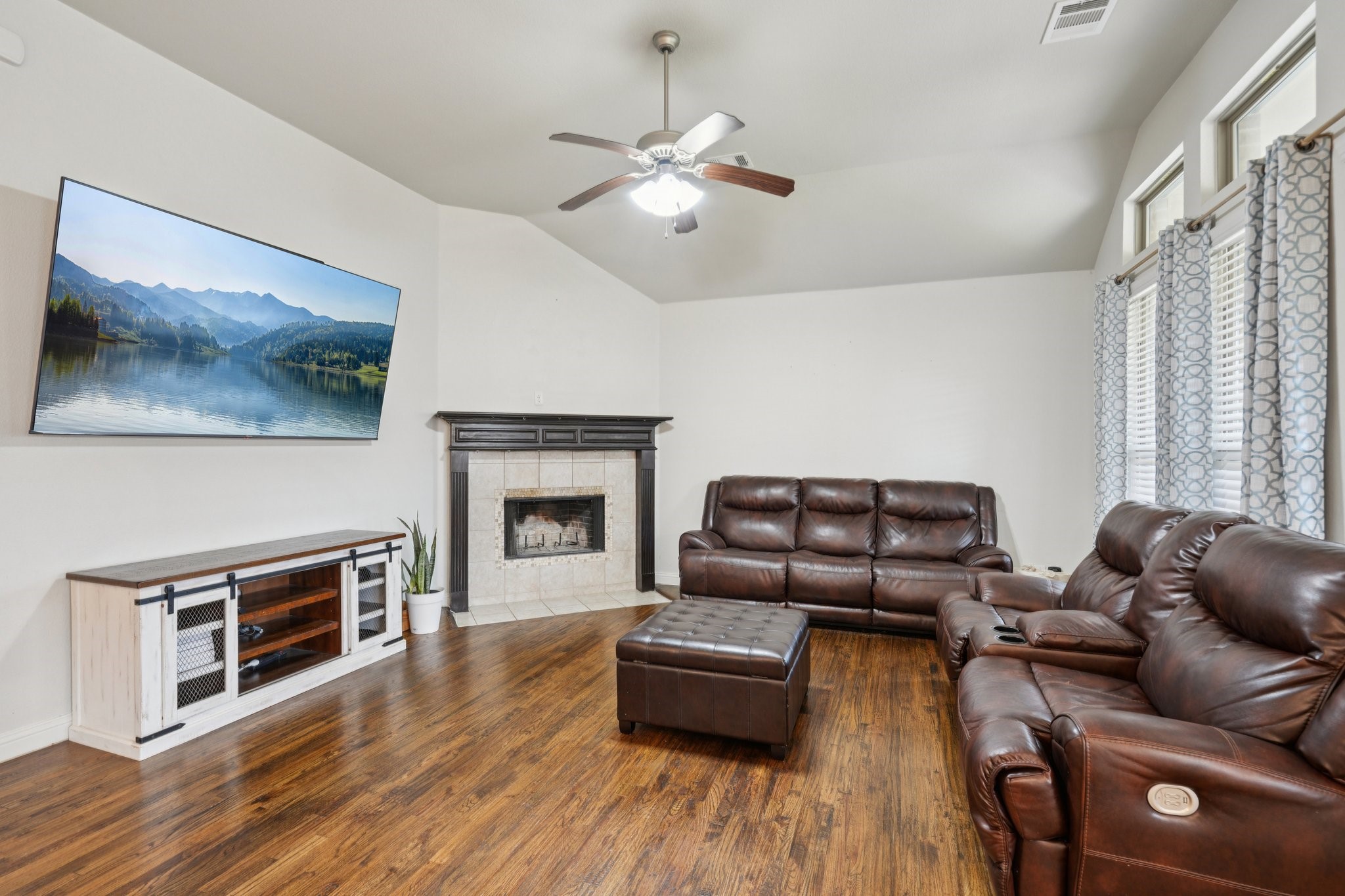 453 Lake Park Drive