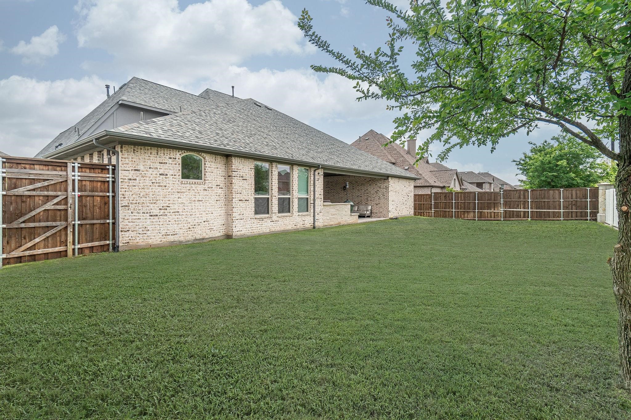7459 Calla Lilly Lane