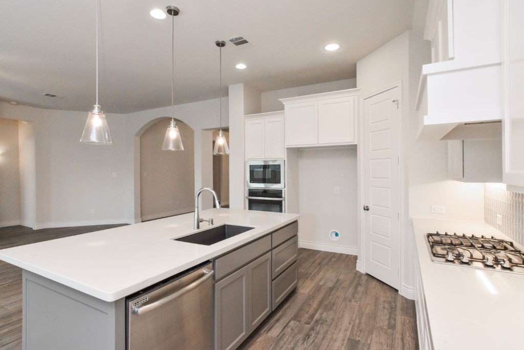 1427 Daisy Corner Drive