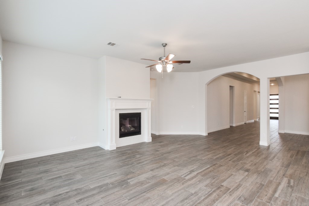 1427 Daisy Corner Drive