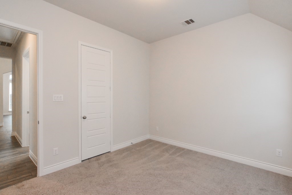 1427 Daisy Corner Drive