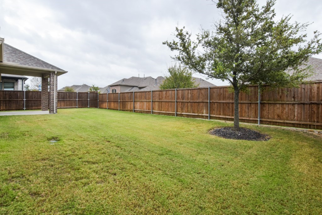 1427 Daisy Corner Drive