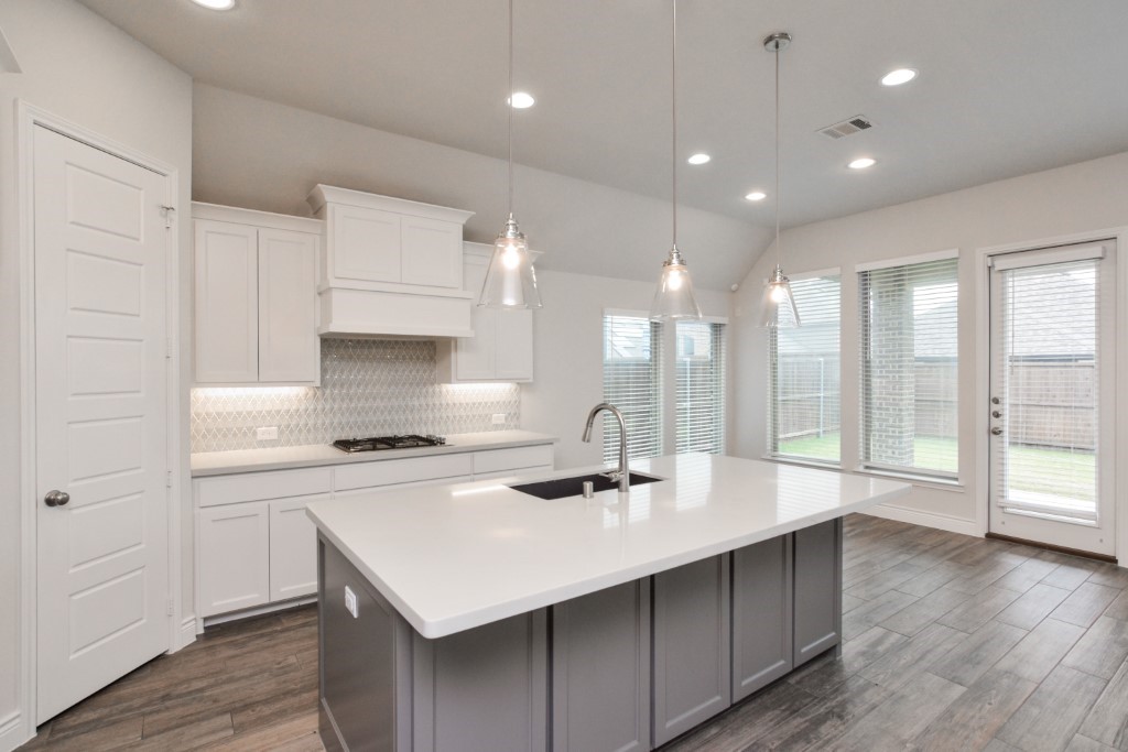 1427 Daisy Corner Drive