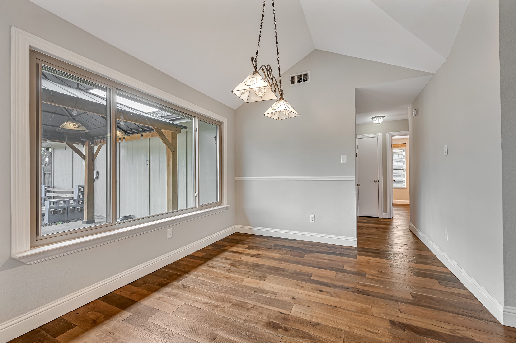 1518 Mayflower Drive