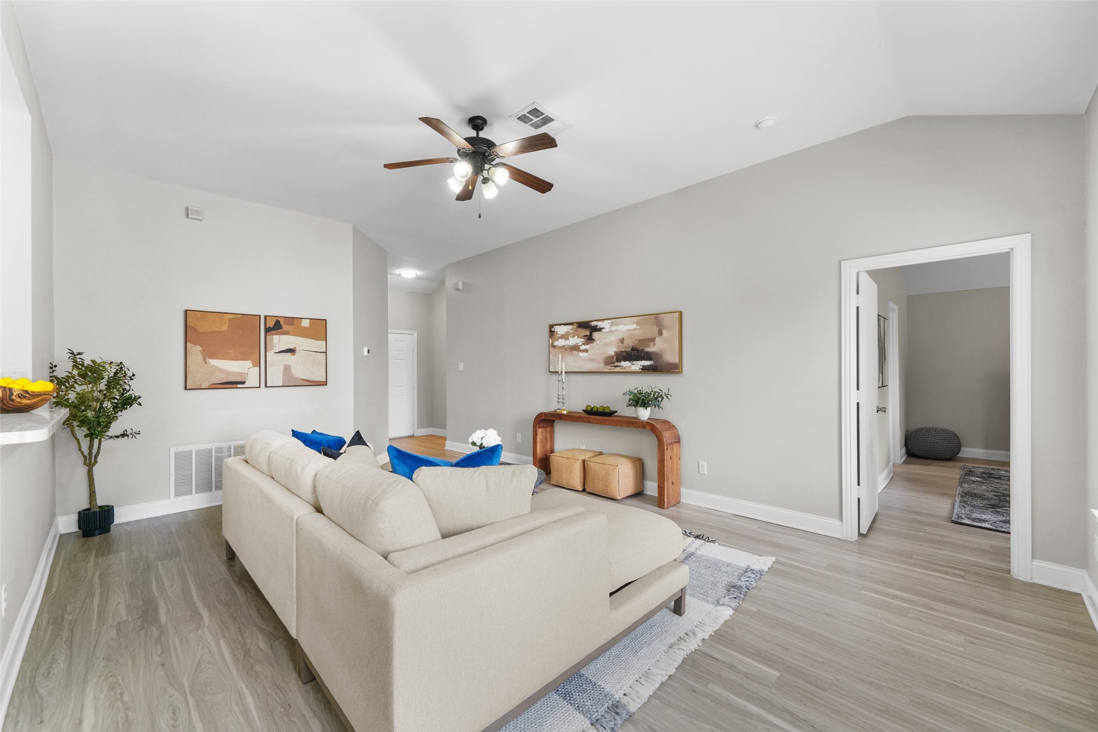 2408 Castle Ridge Drive