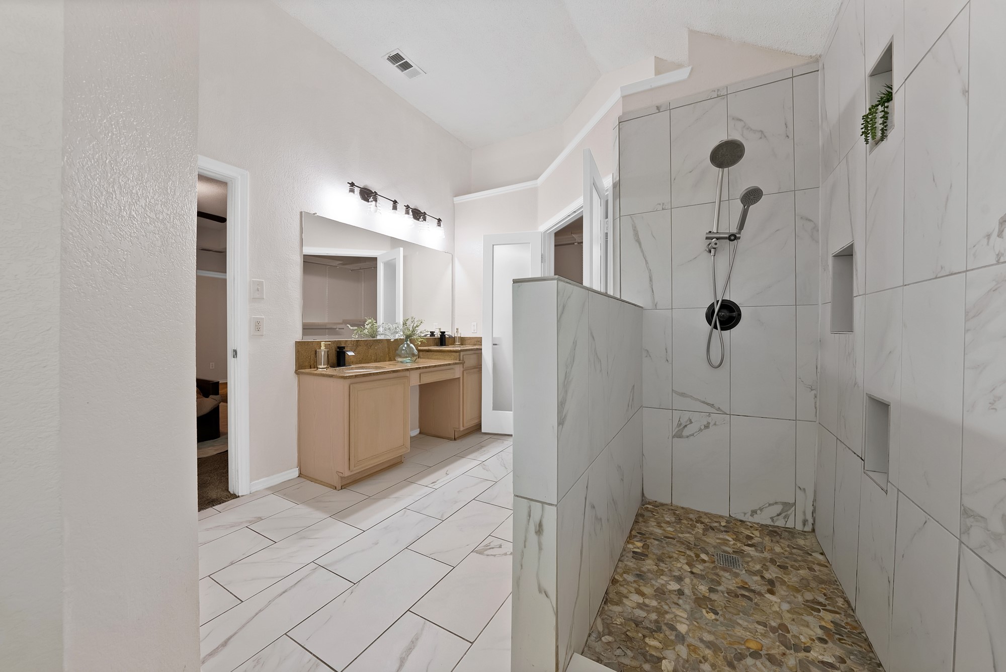 3709 Scott Drive