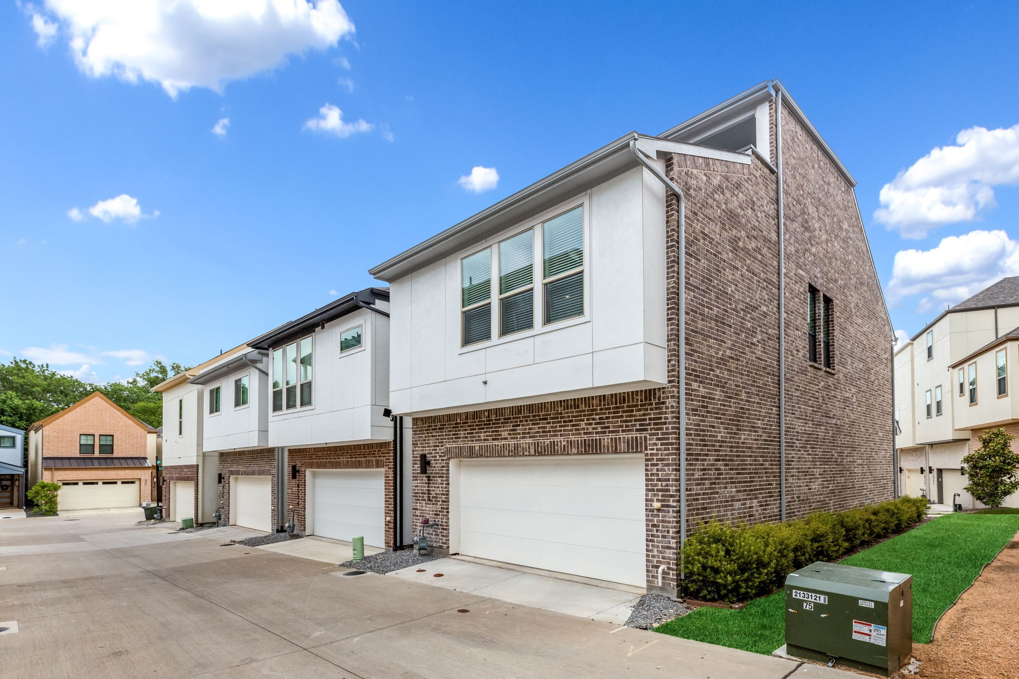8128 Ardmore Court