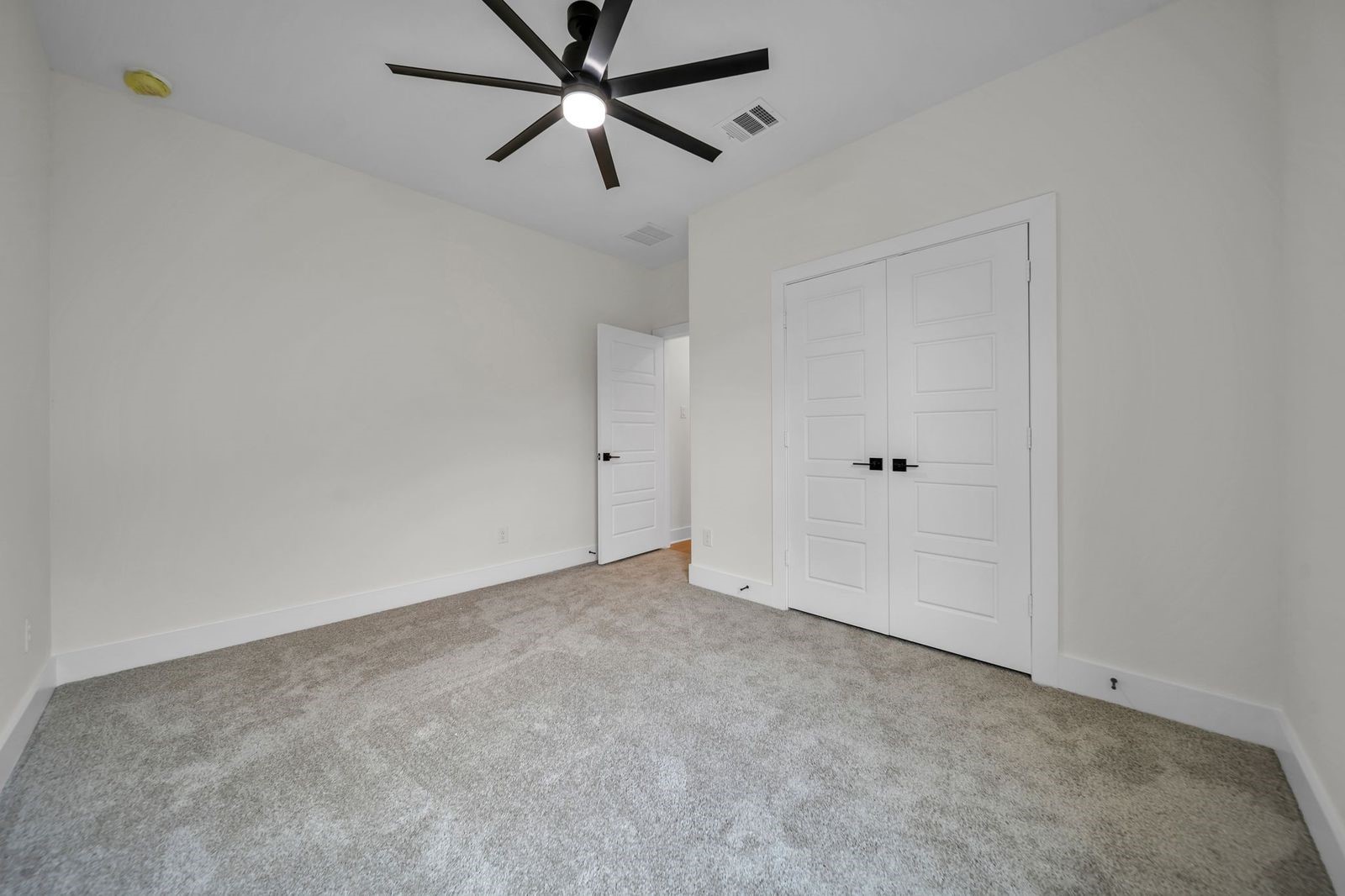 1032 Holcomb Road