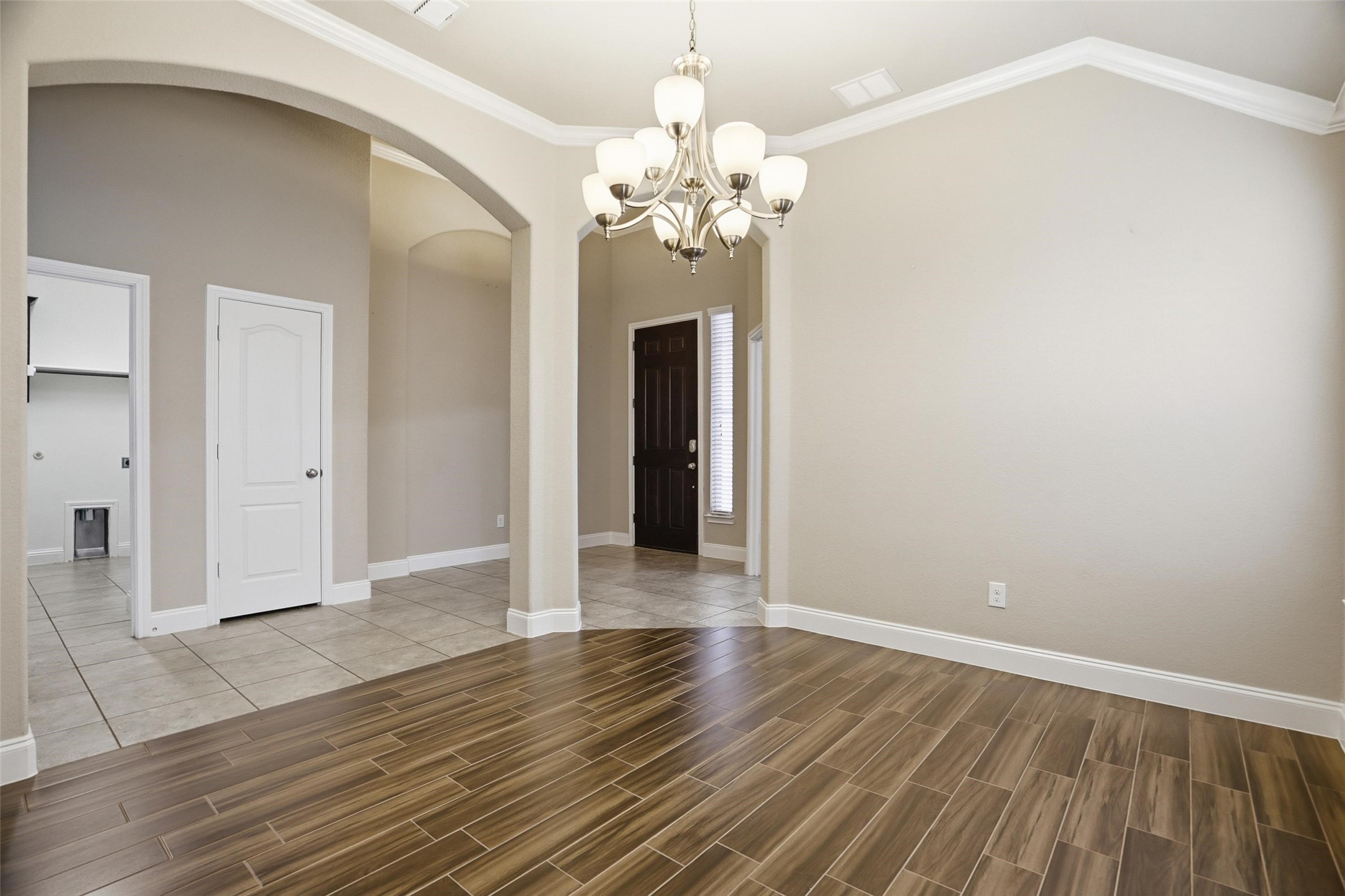 12016 Olinger Drive