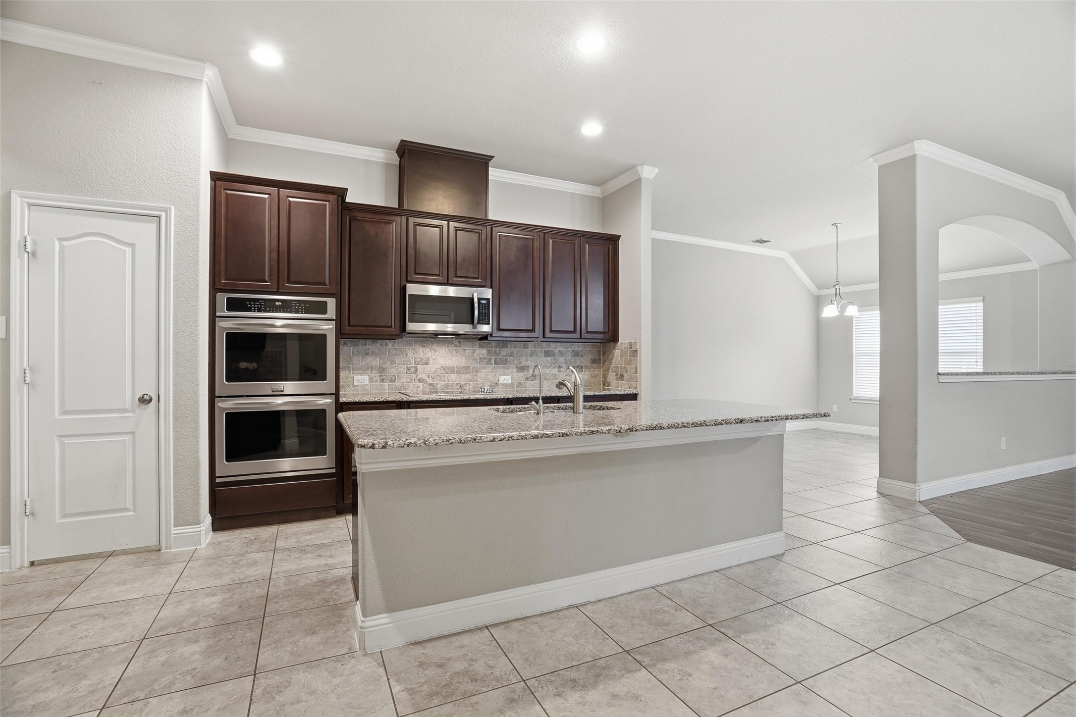 12016 Olinger Drive