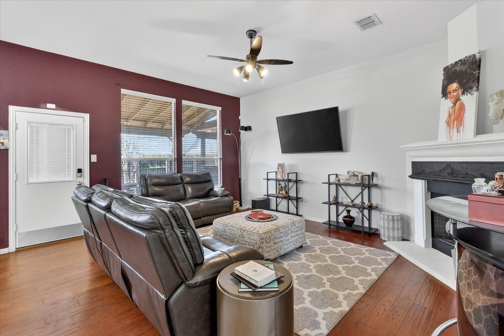 2501 Blossom Trail
