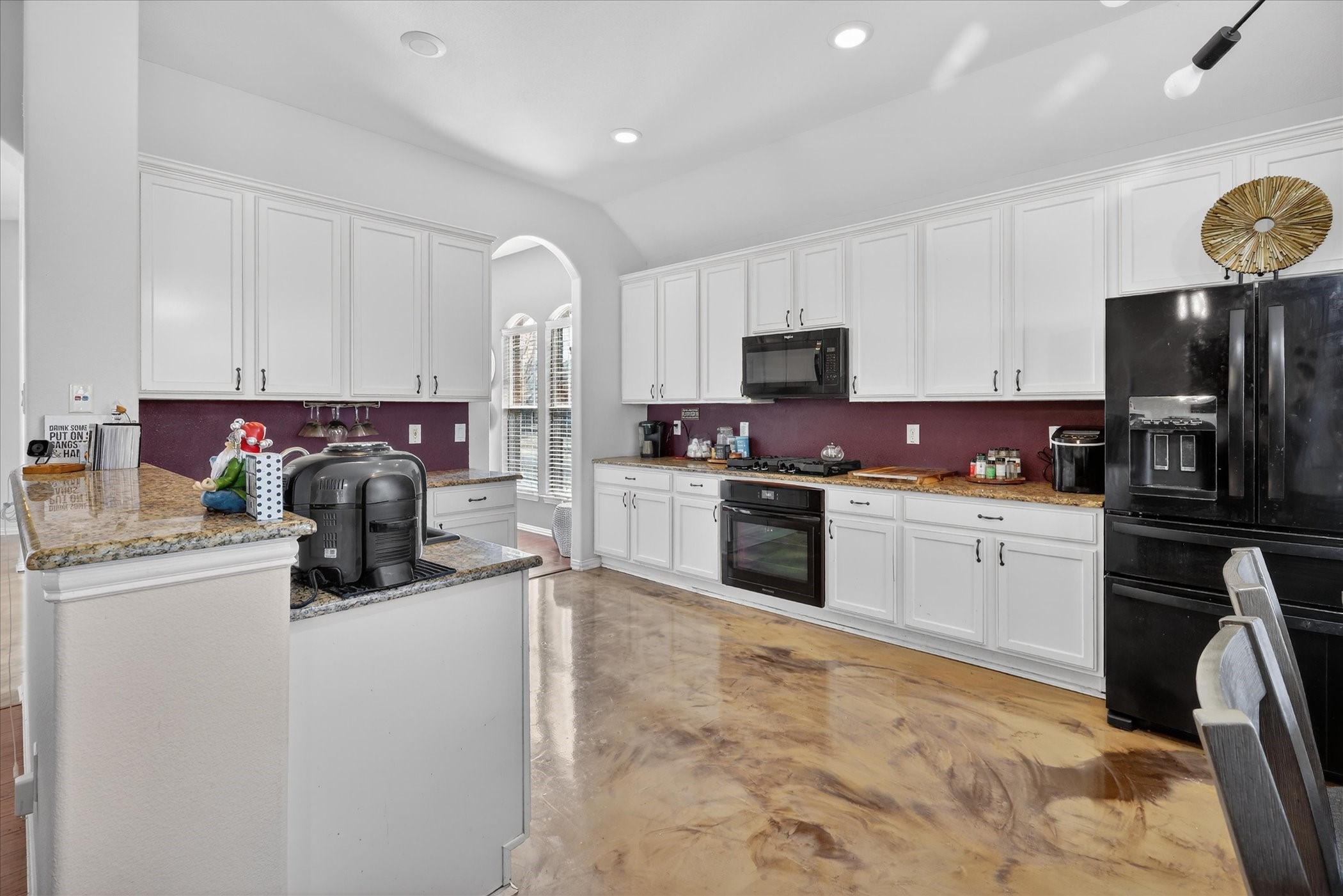 2501 Blossom Trail