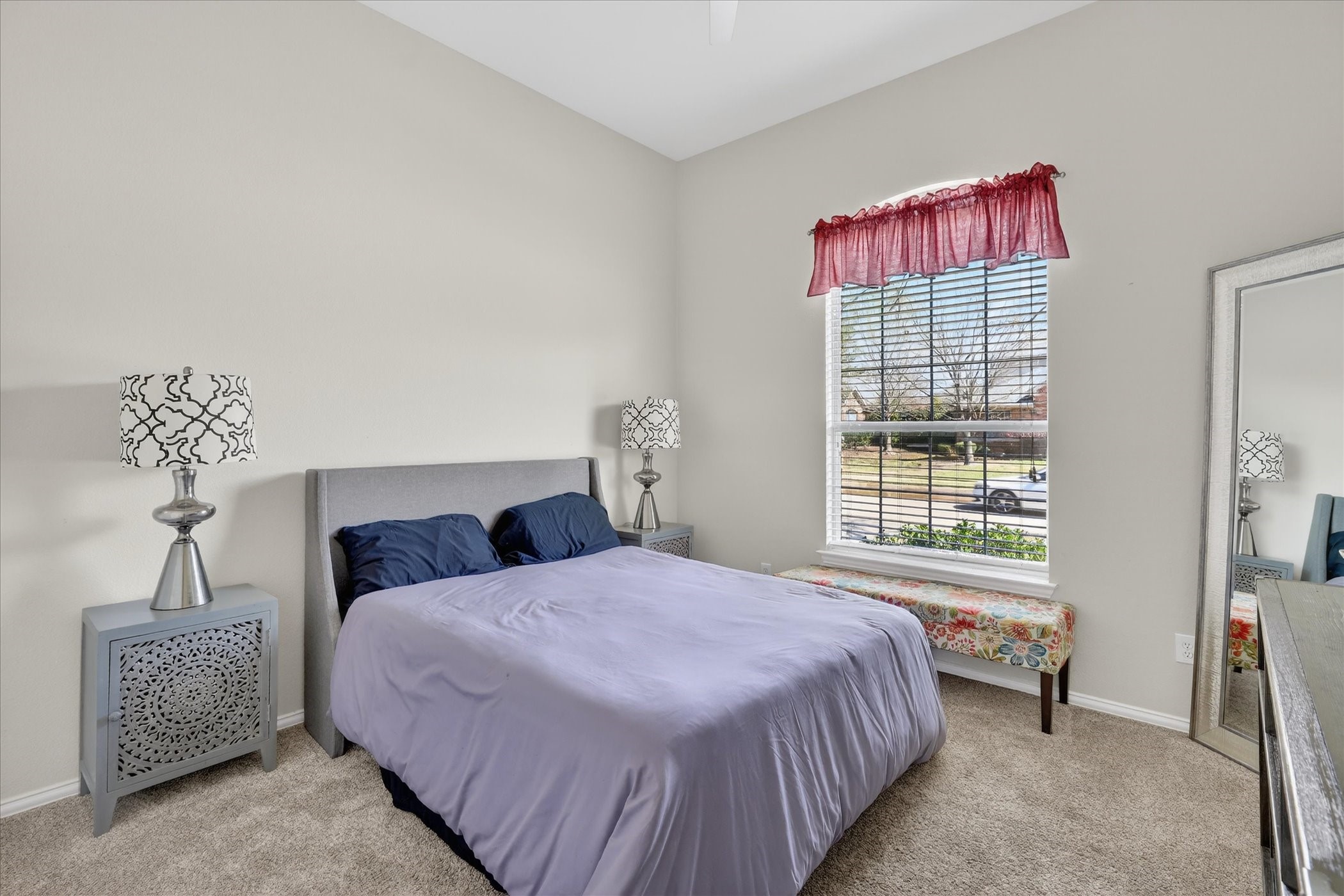 2501 Blossom Trail