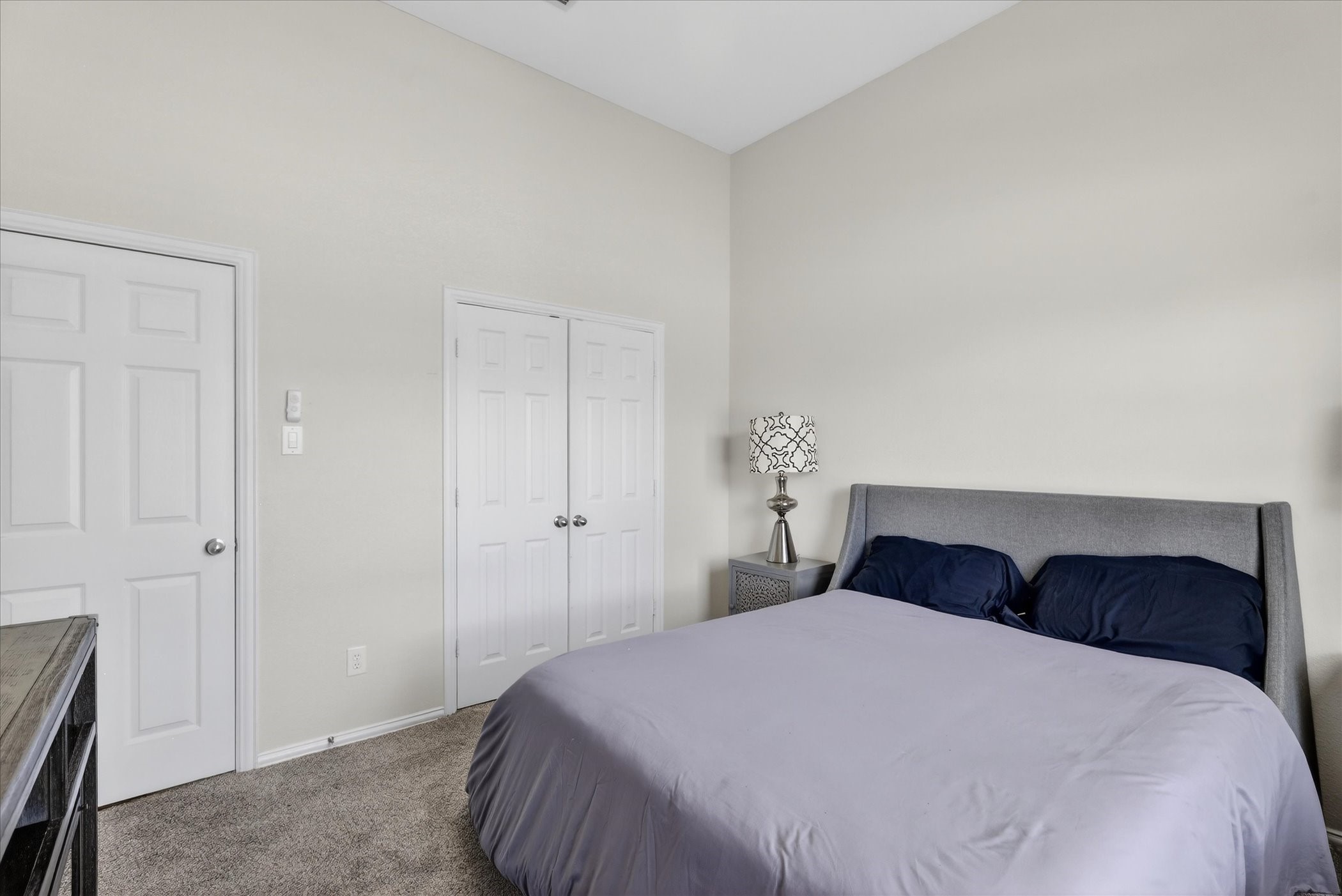 2501 Blossom Trail