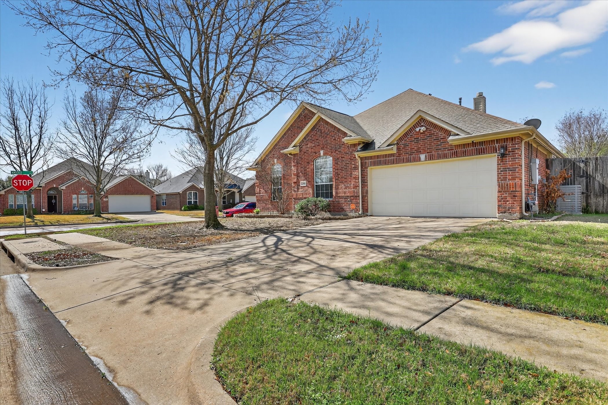 2501 Blossom Trail