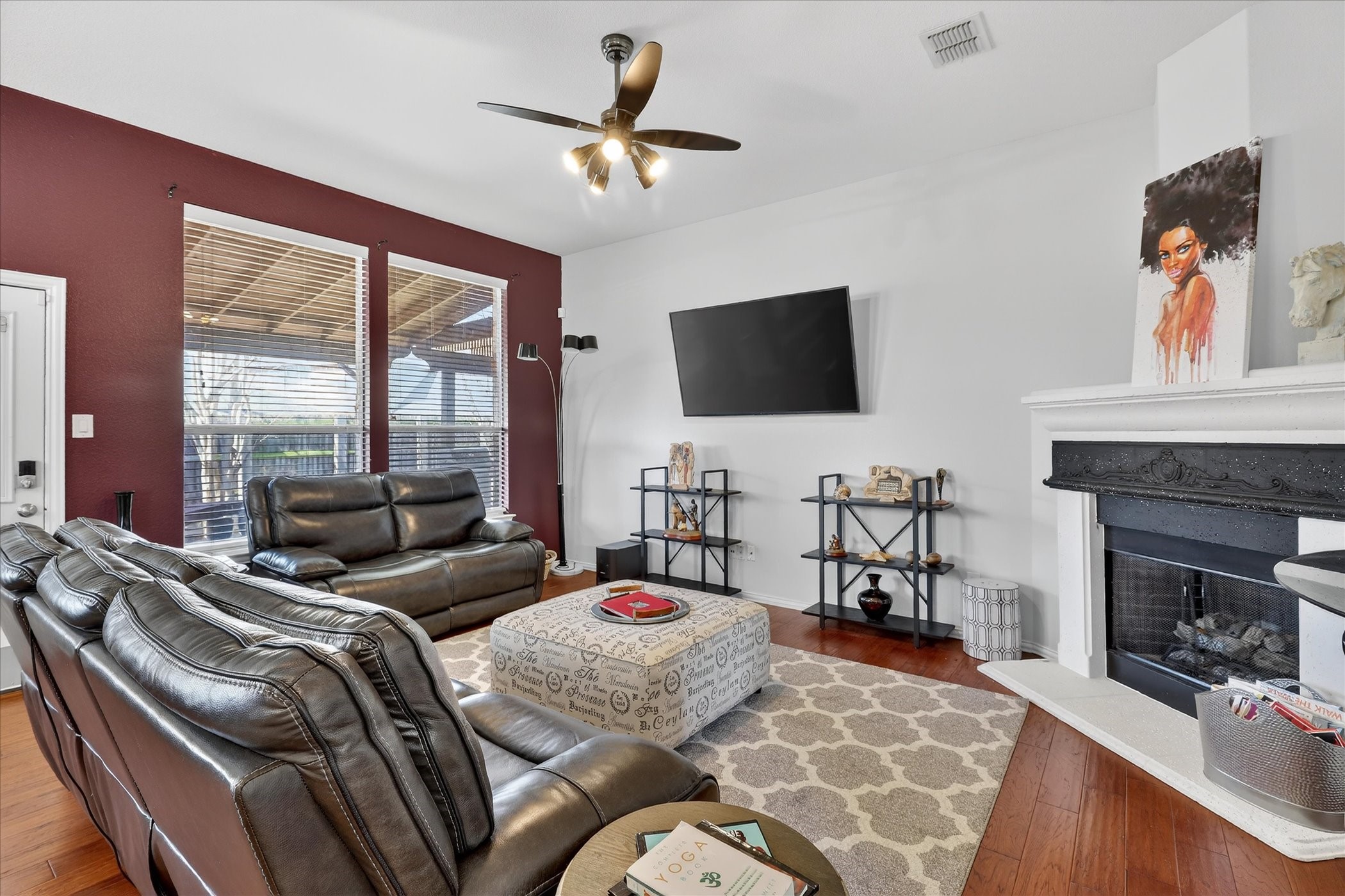 2501 Blossom Trail